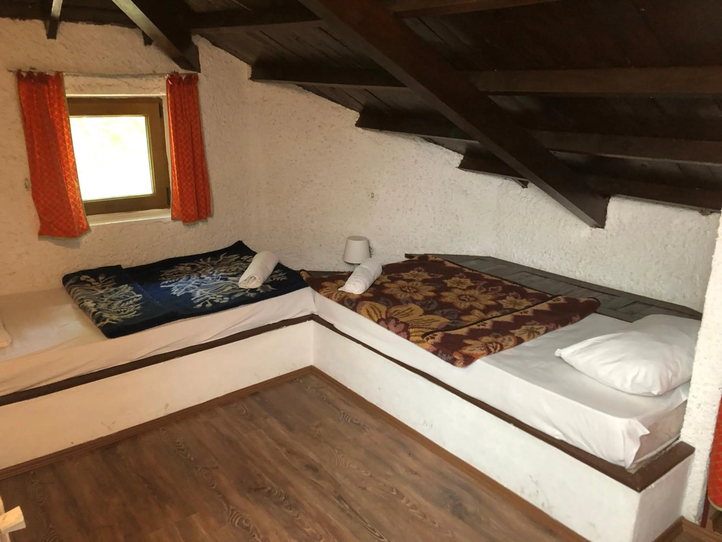 Bed in Polonezköy Country Club & Accommodation in the Wildlife Park!