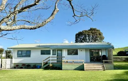 Waihi Getaway - Waihi Beach Holiday Home Waihi Getaway - Waihi Beach Holiday Home