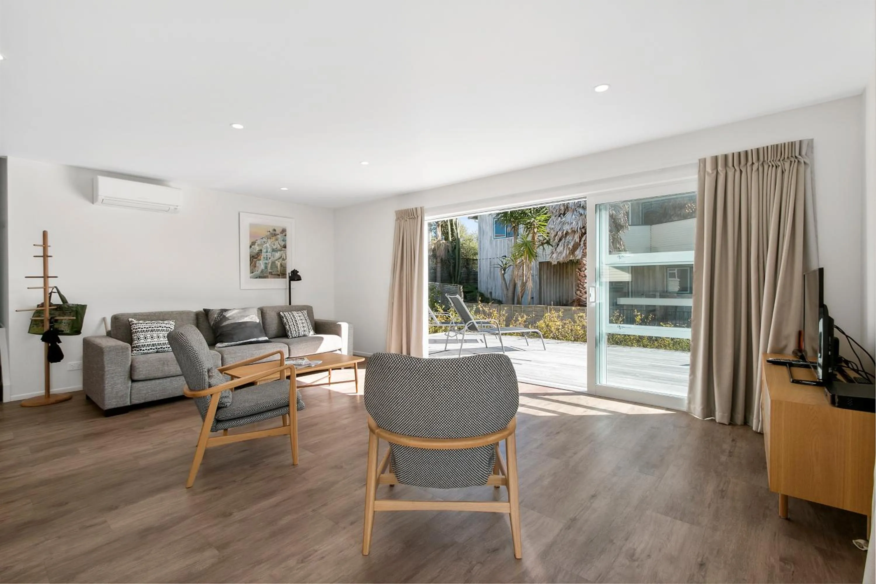 Lounge or bar in The Waihi Beach House - Waihi Beach Holiday Home