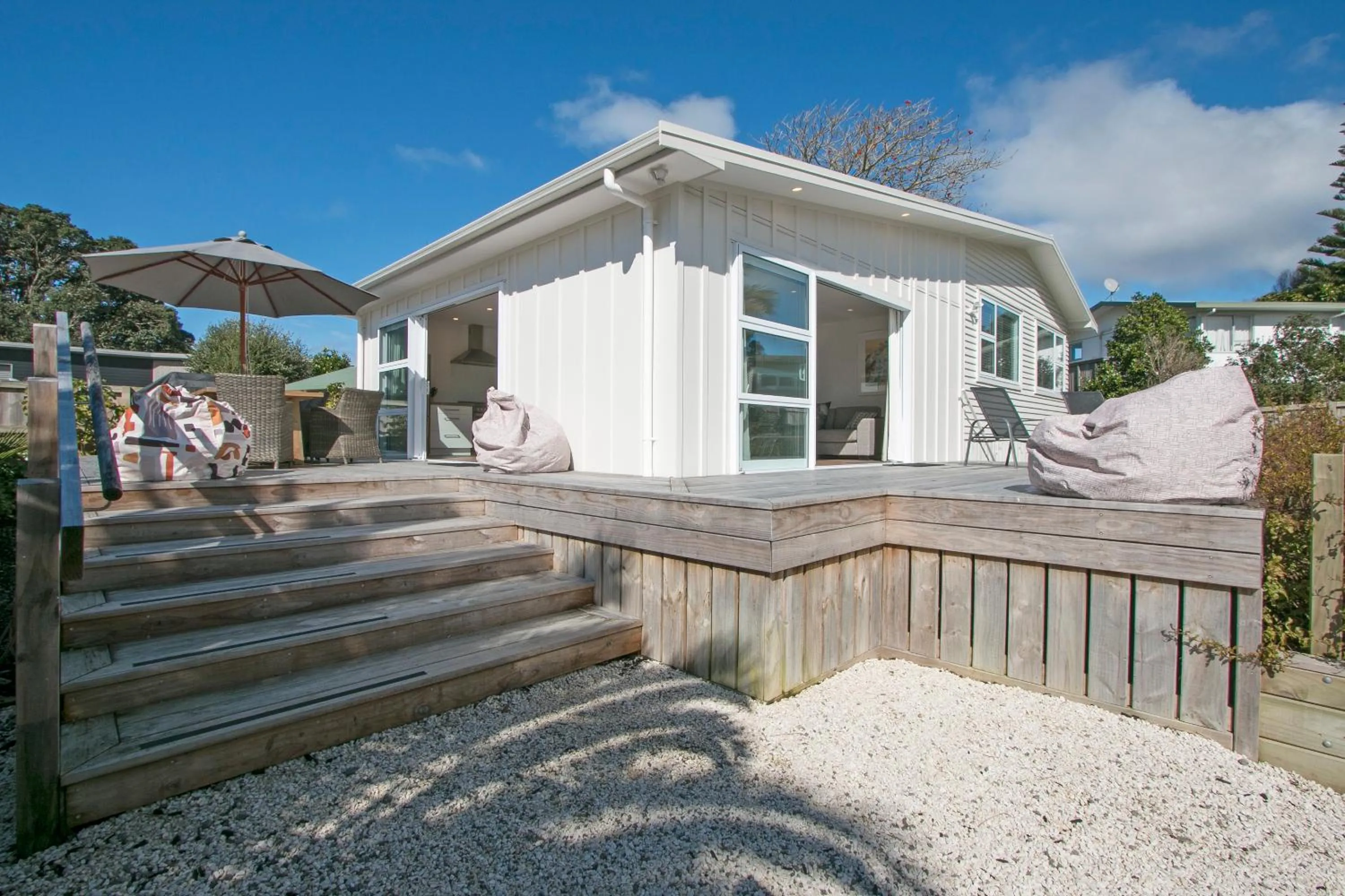 The Waihi Beach House - Waihi Beach Holiday Home
