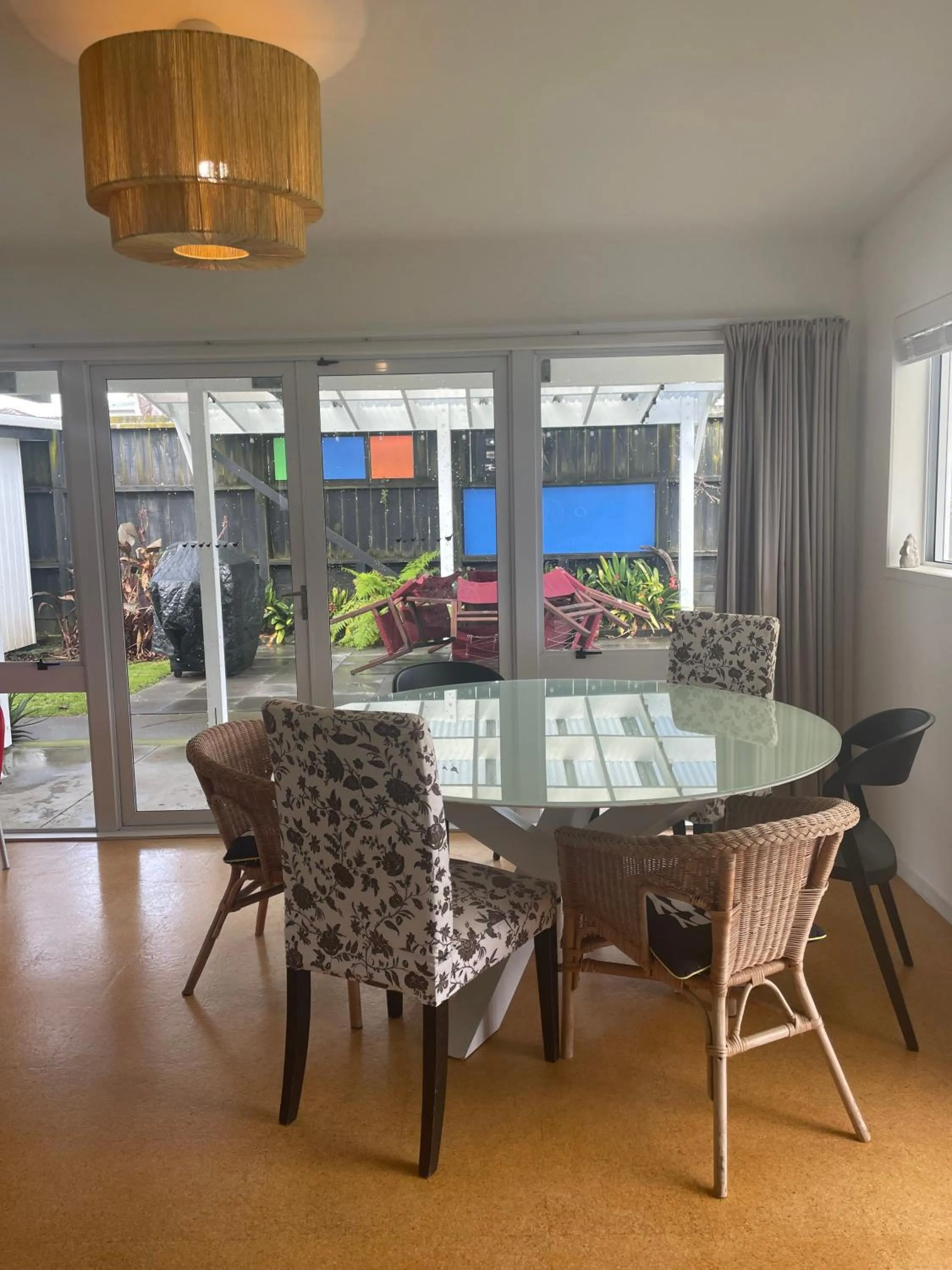 Gone Coastal - Whangamata Holiday House