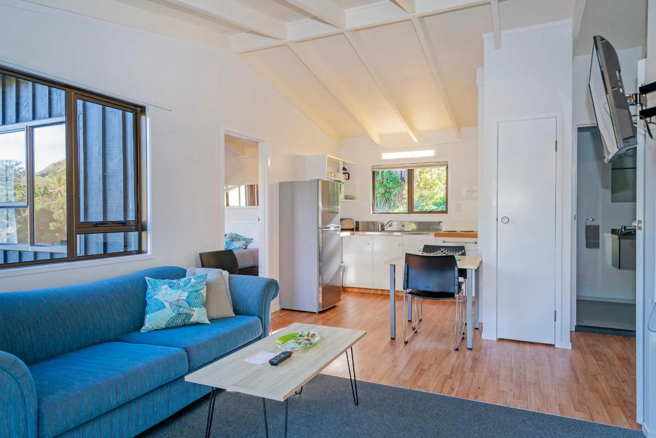 Two-Bedroom Unit in Anglers Lodge Two-Bedroom Unit in Anglers Lodge