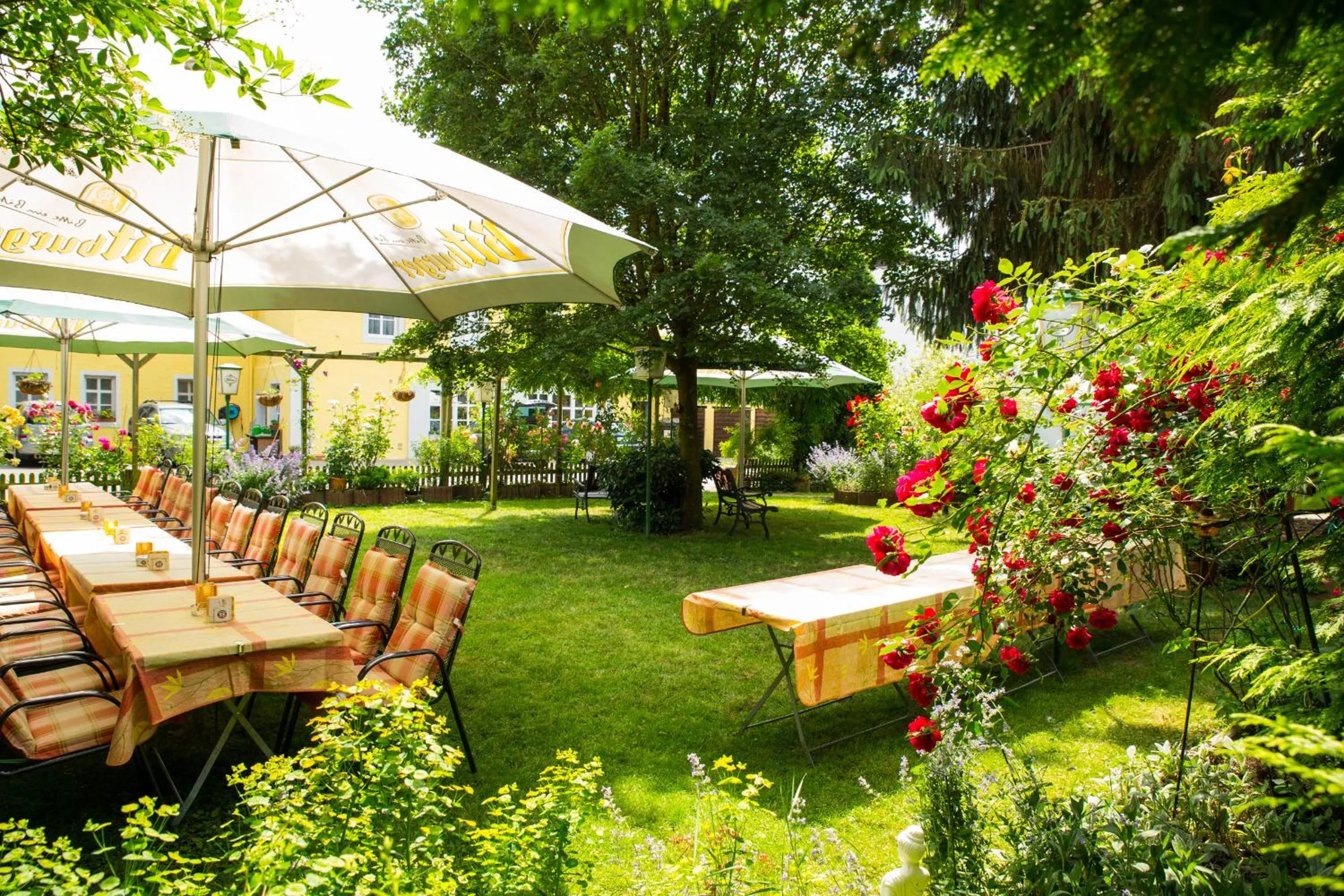 Garden in Hotel zur Post