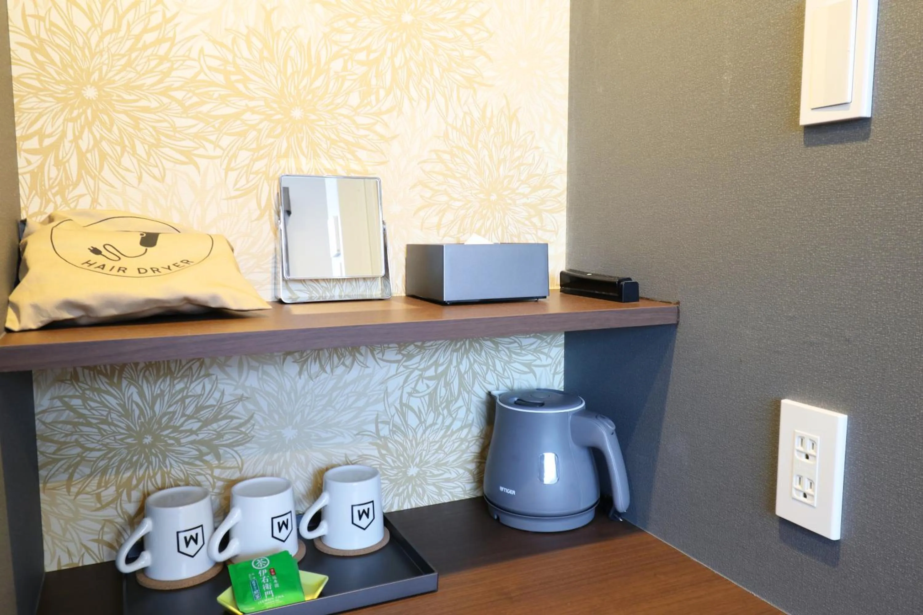 Photo of the whole room in M's Hotel Nijojo Oike