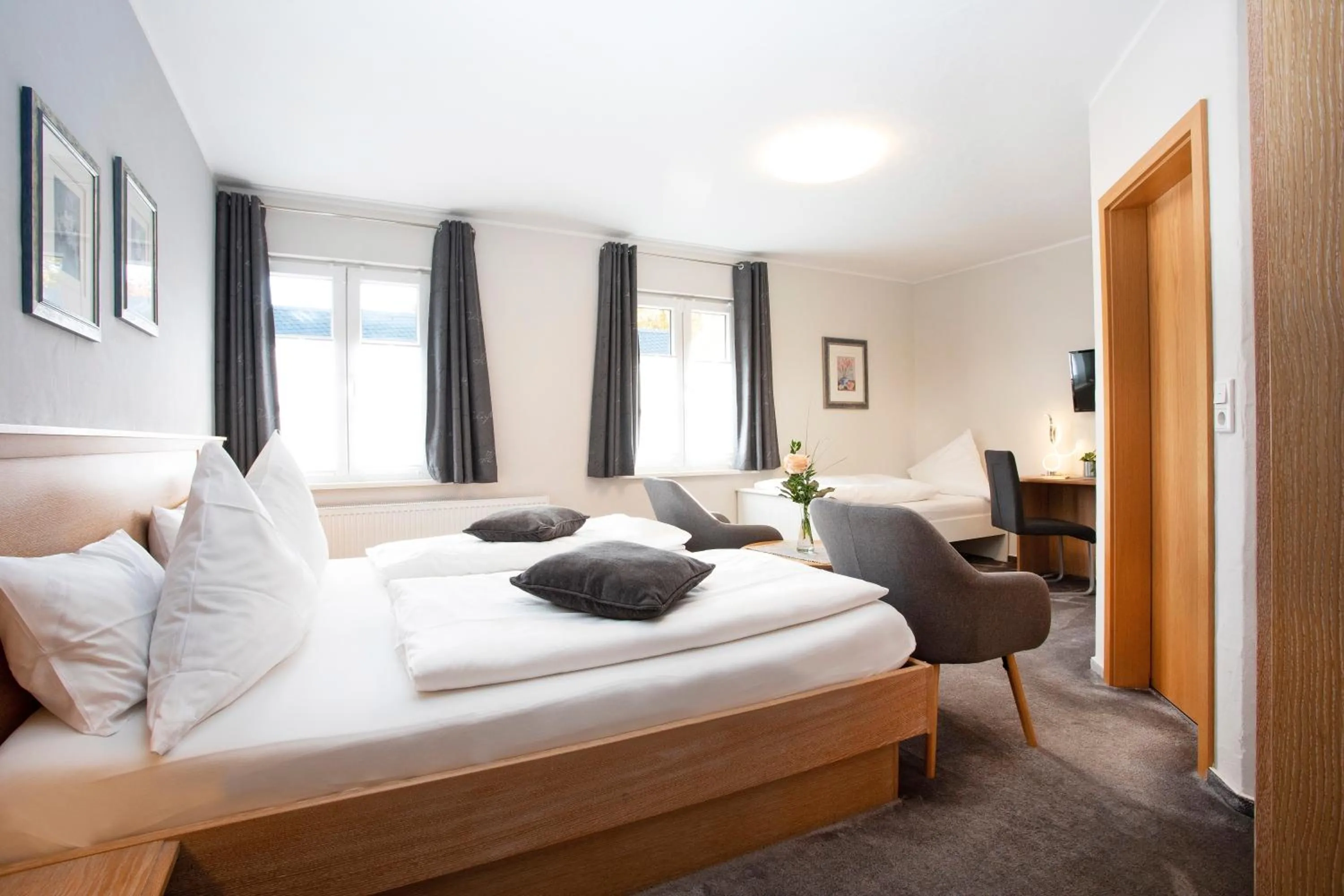 Bed in Hotel Forsthaus