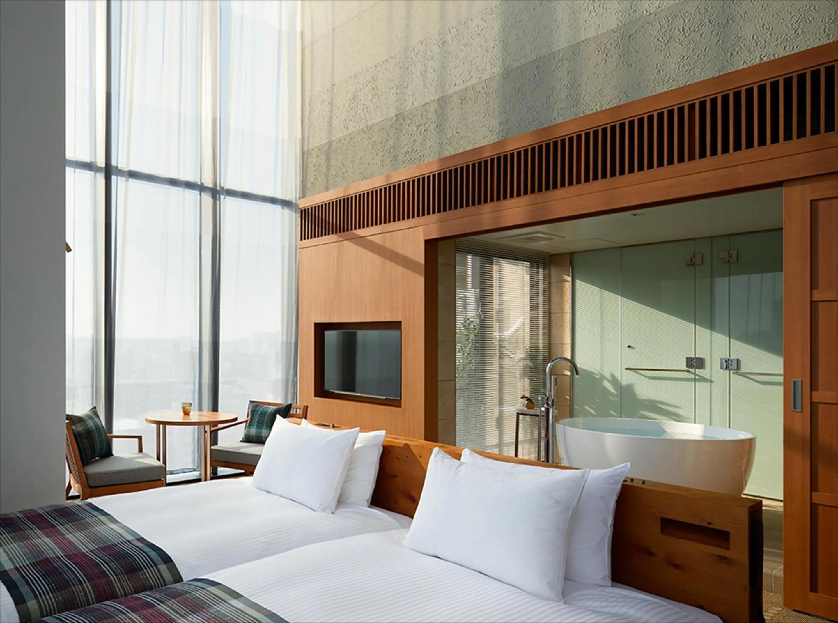 Bathroom, Bed in HOTEL STRATA NAHA