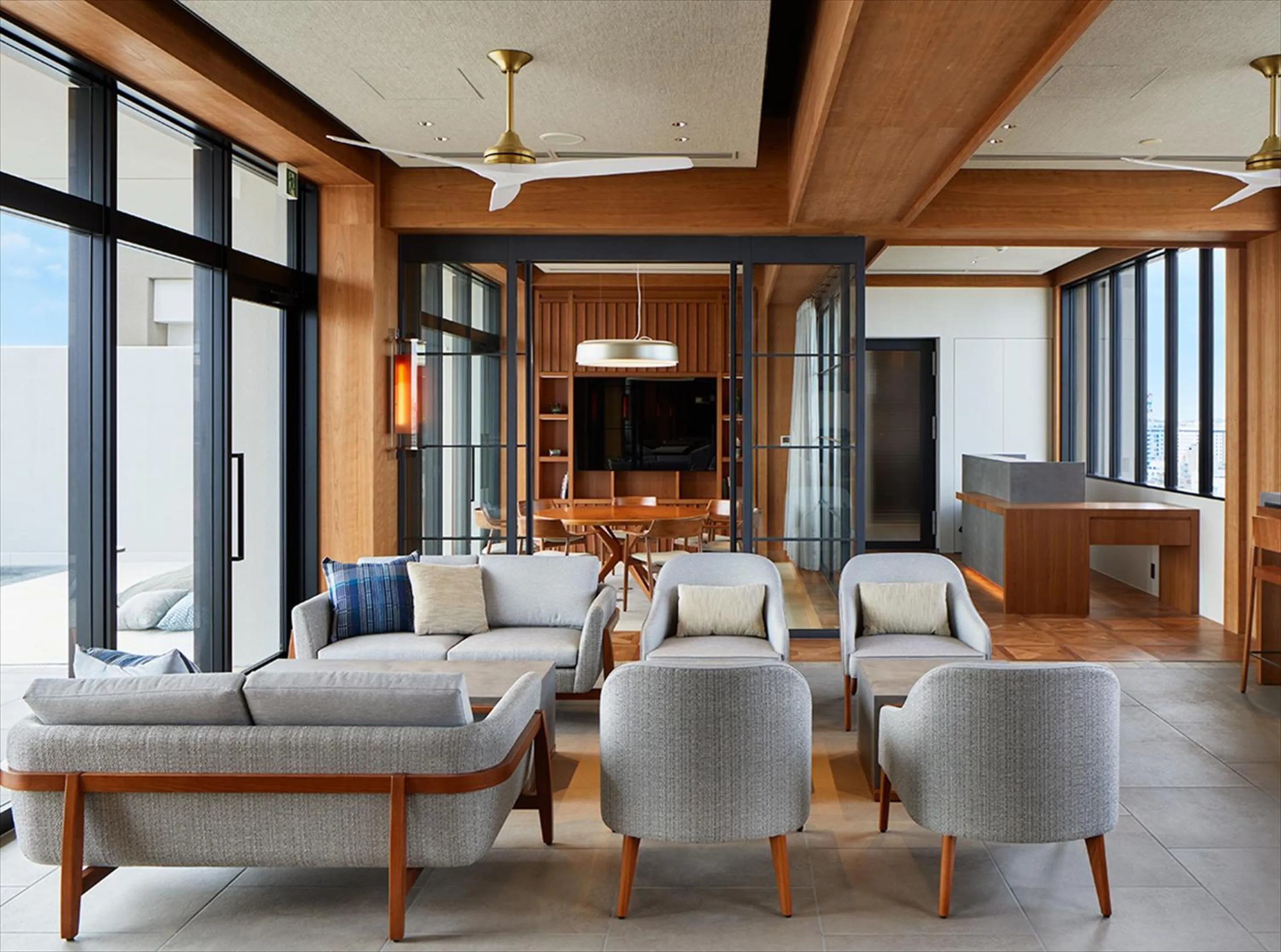 Lounge or bar in HOTEL STRATA NAHA