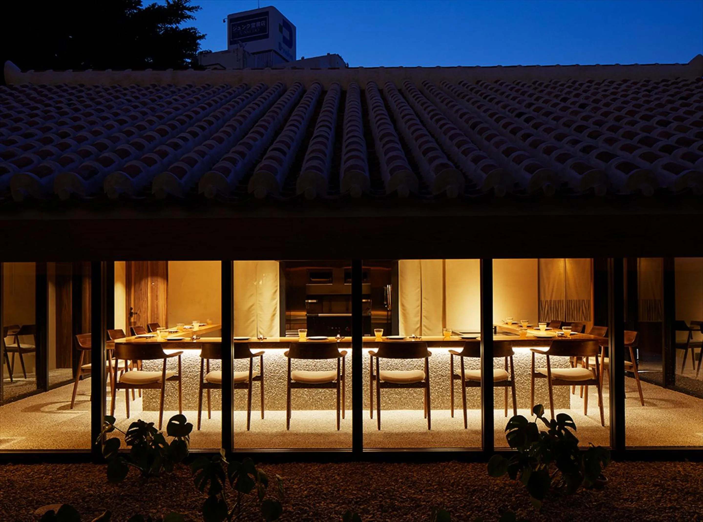 Restaurant/places to eat in HOTEL STRATA NAHA