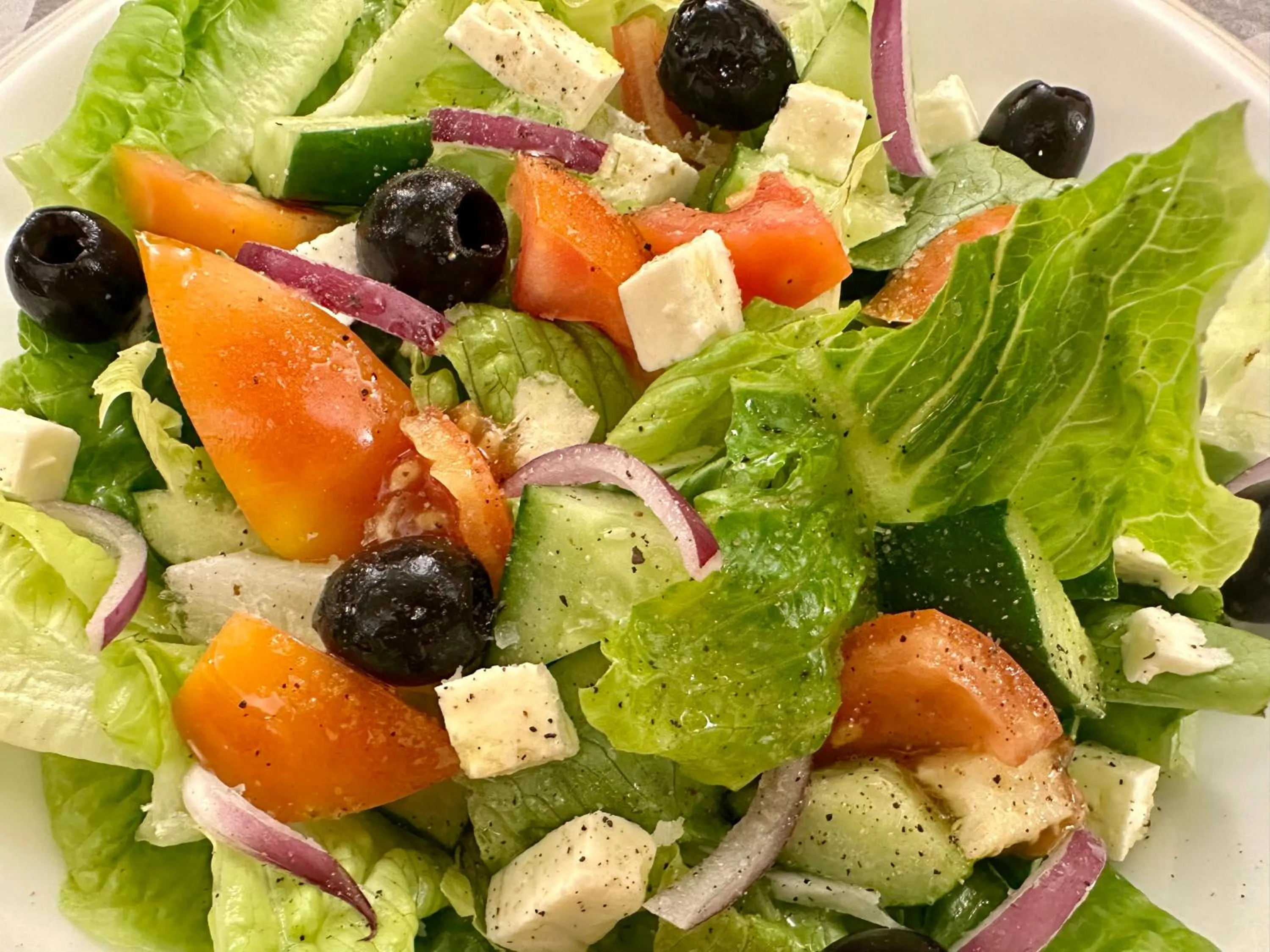 Restaurant/places to eat in Strutz Art Garden Resort