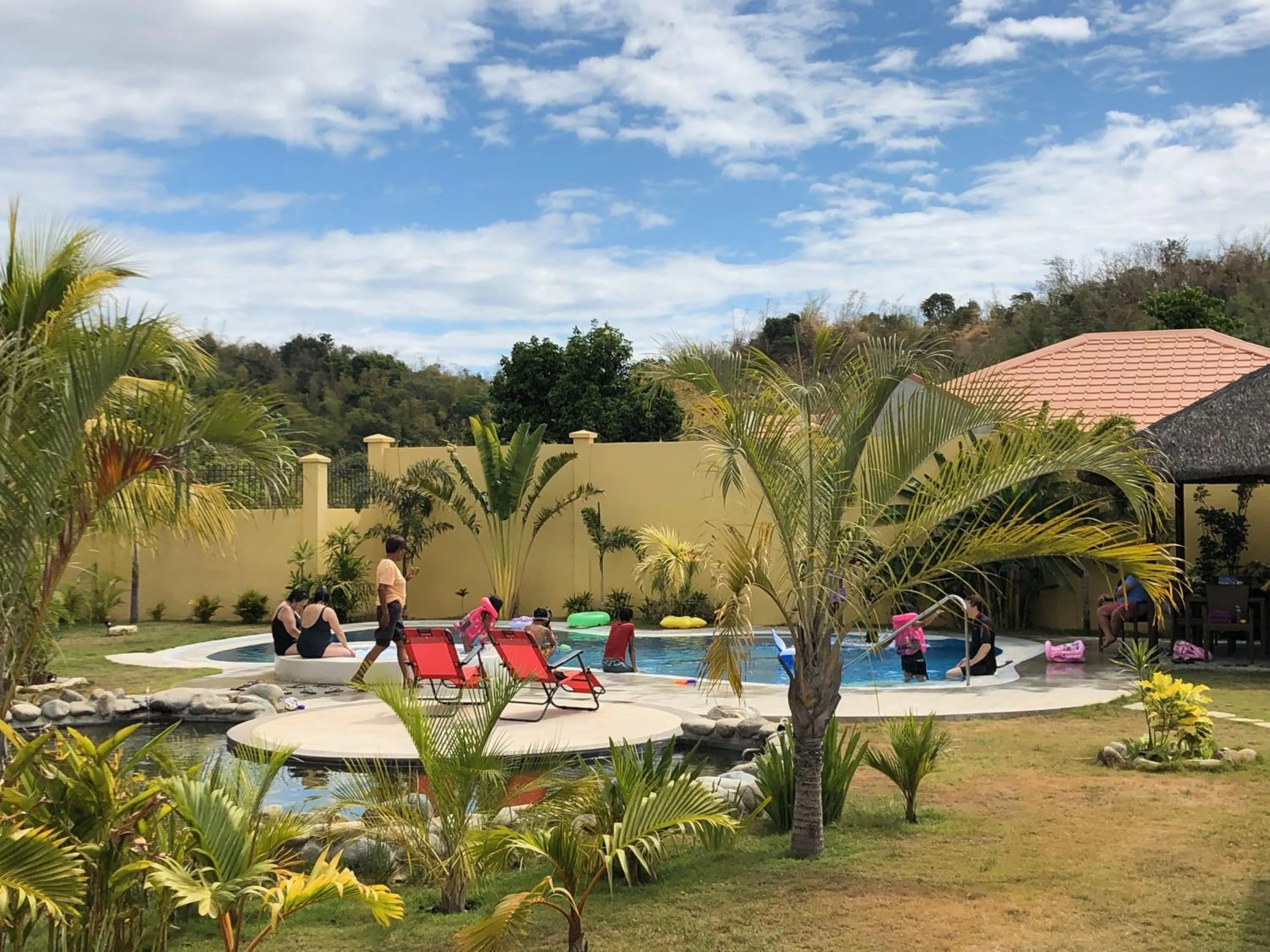 Swimming pool in Strutz Art Garden Resort