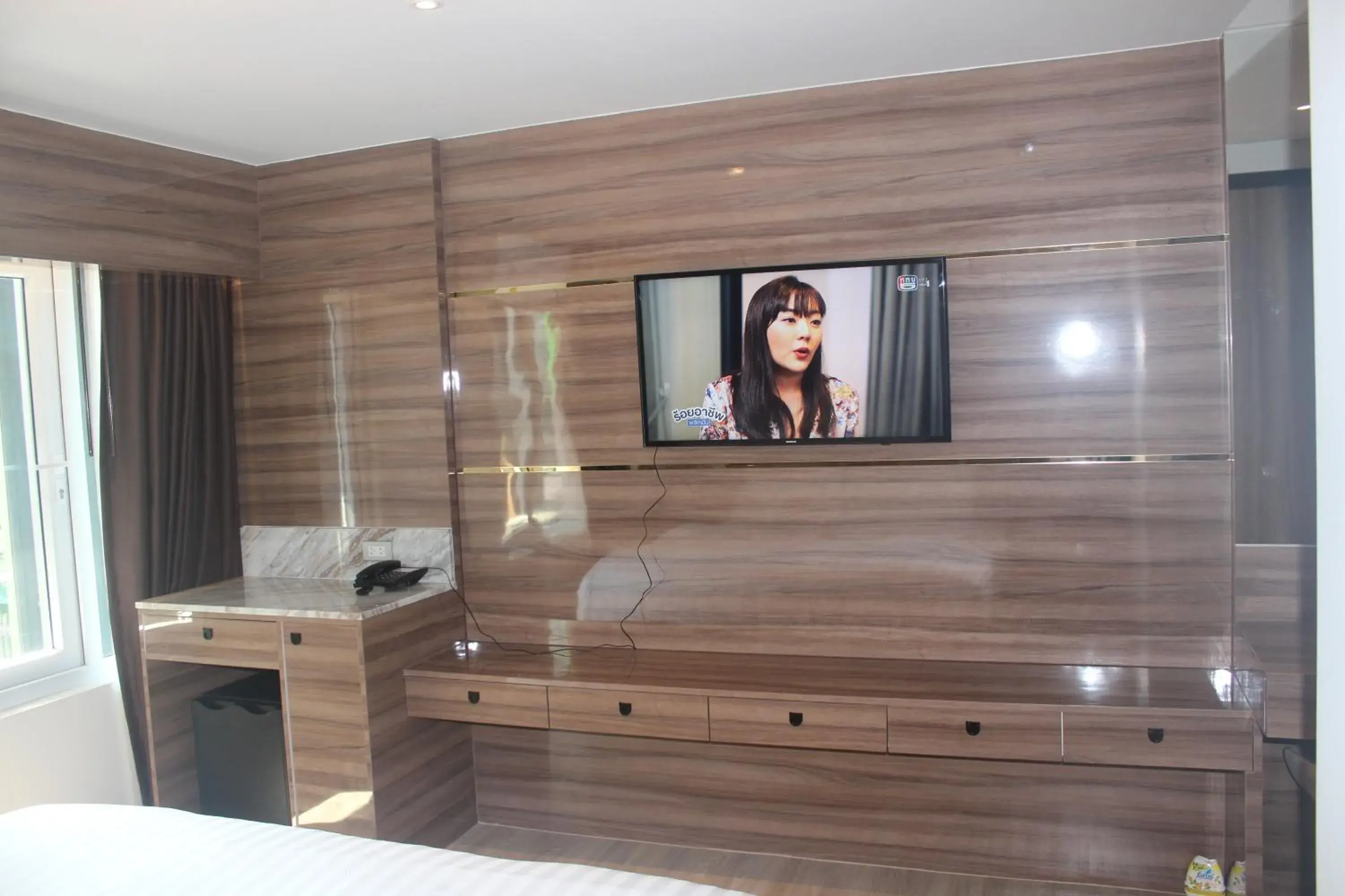 TV and multimedia, Bed in H-District Boutique Poshotel TV and multimedia, Bed in H-District Boutique Poshotel