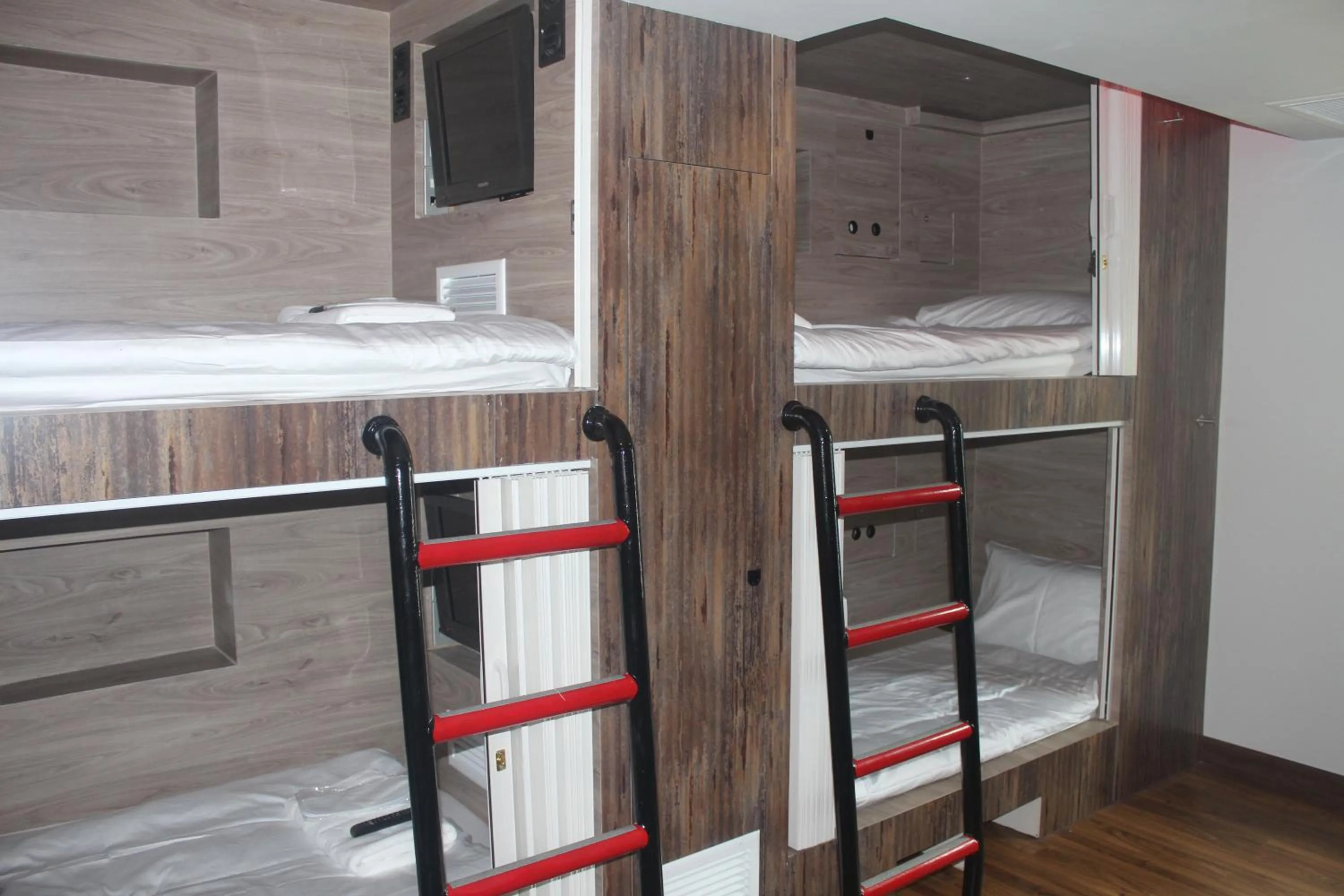 bunk bed, Bed in H-District Boutique Poshotel