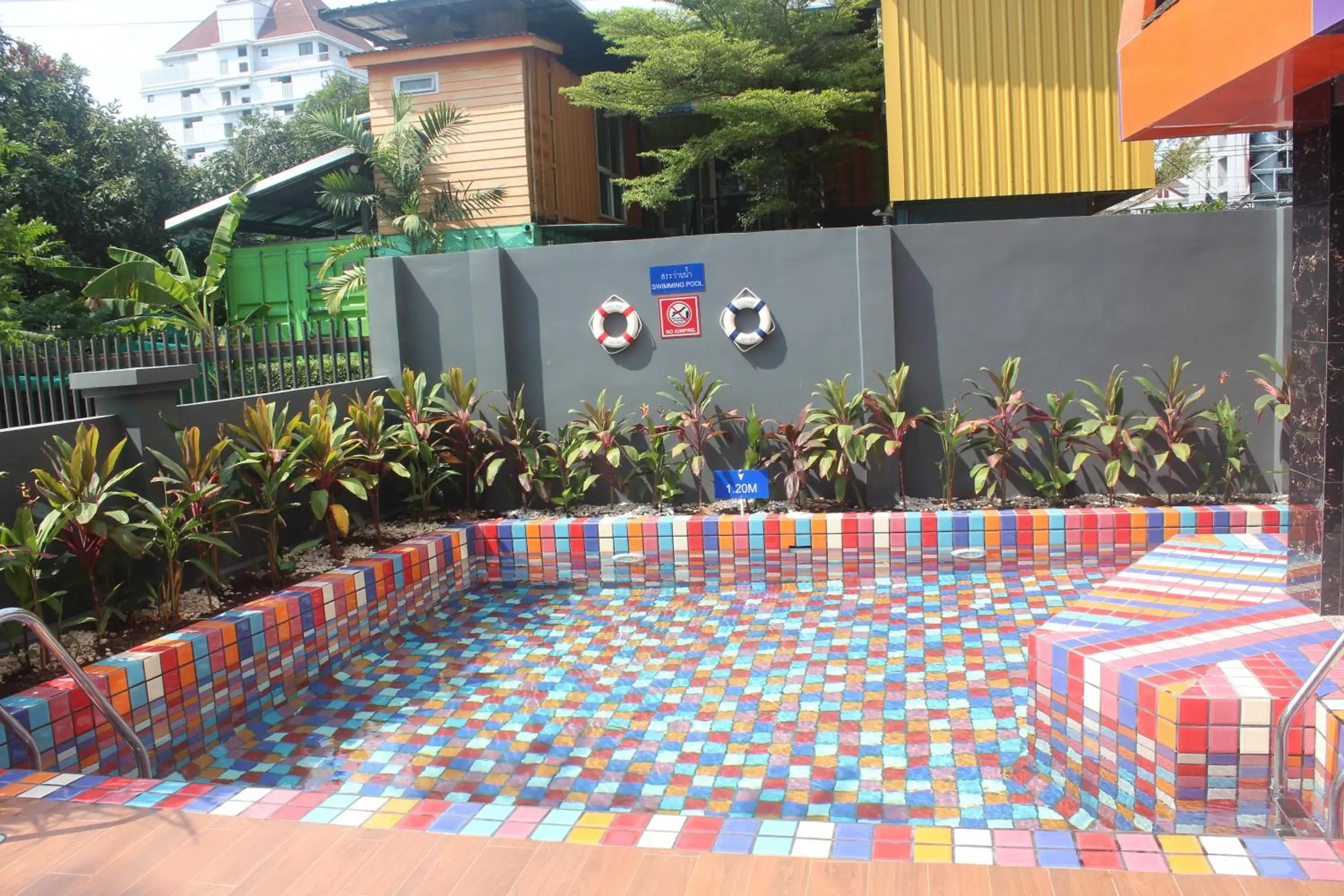 Swimming pool in H-District Boutique Poshotel Swimming pool in H-District Boutique Poshotel