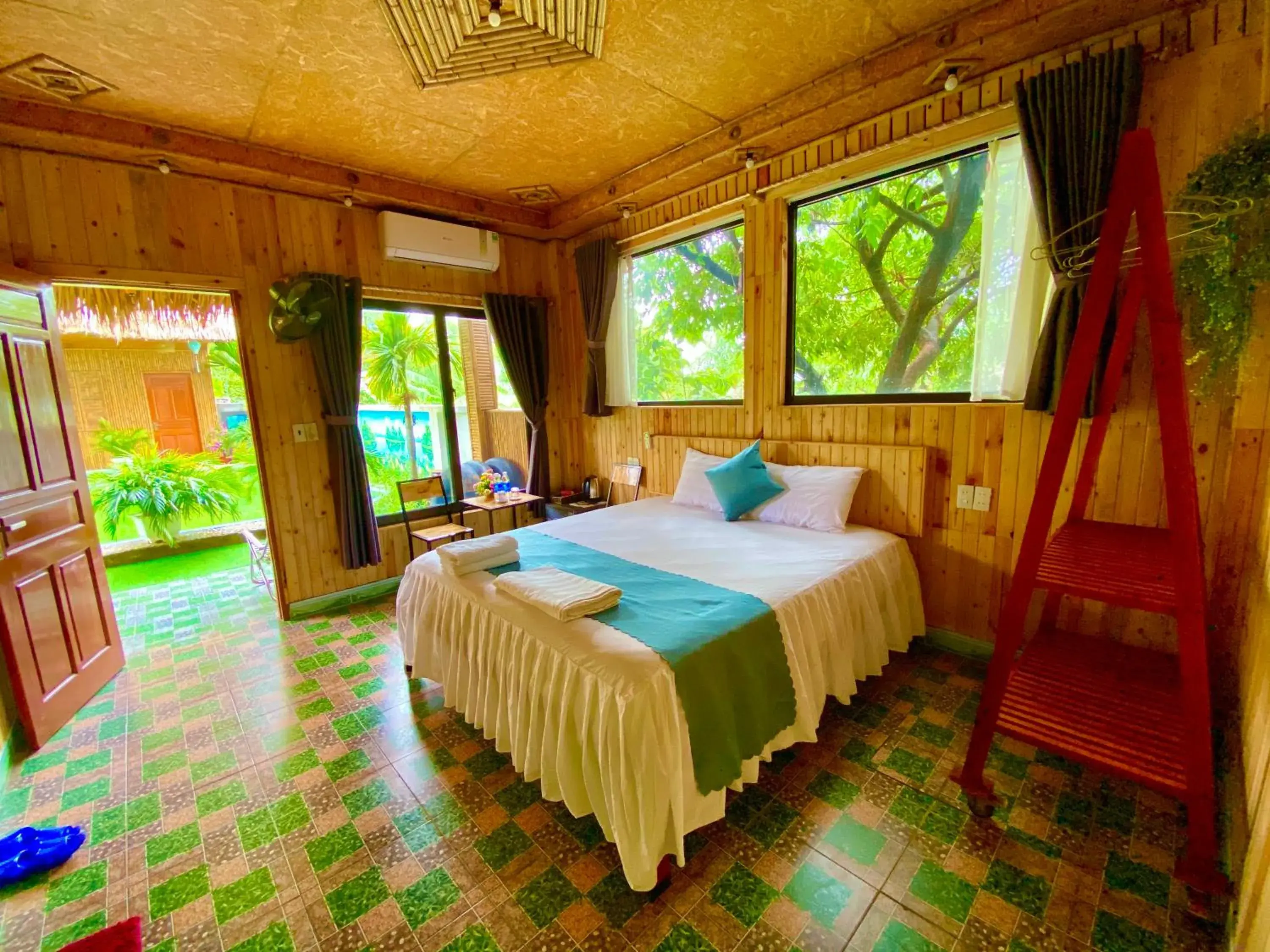 Deluxe King Room in Hang Mua Bamboo Homestay Ninh Binh Deluxe King Room in Hang Mua Bamboo Homestay Ninh Binh