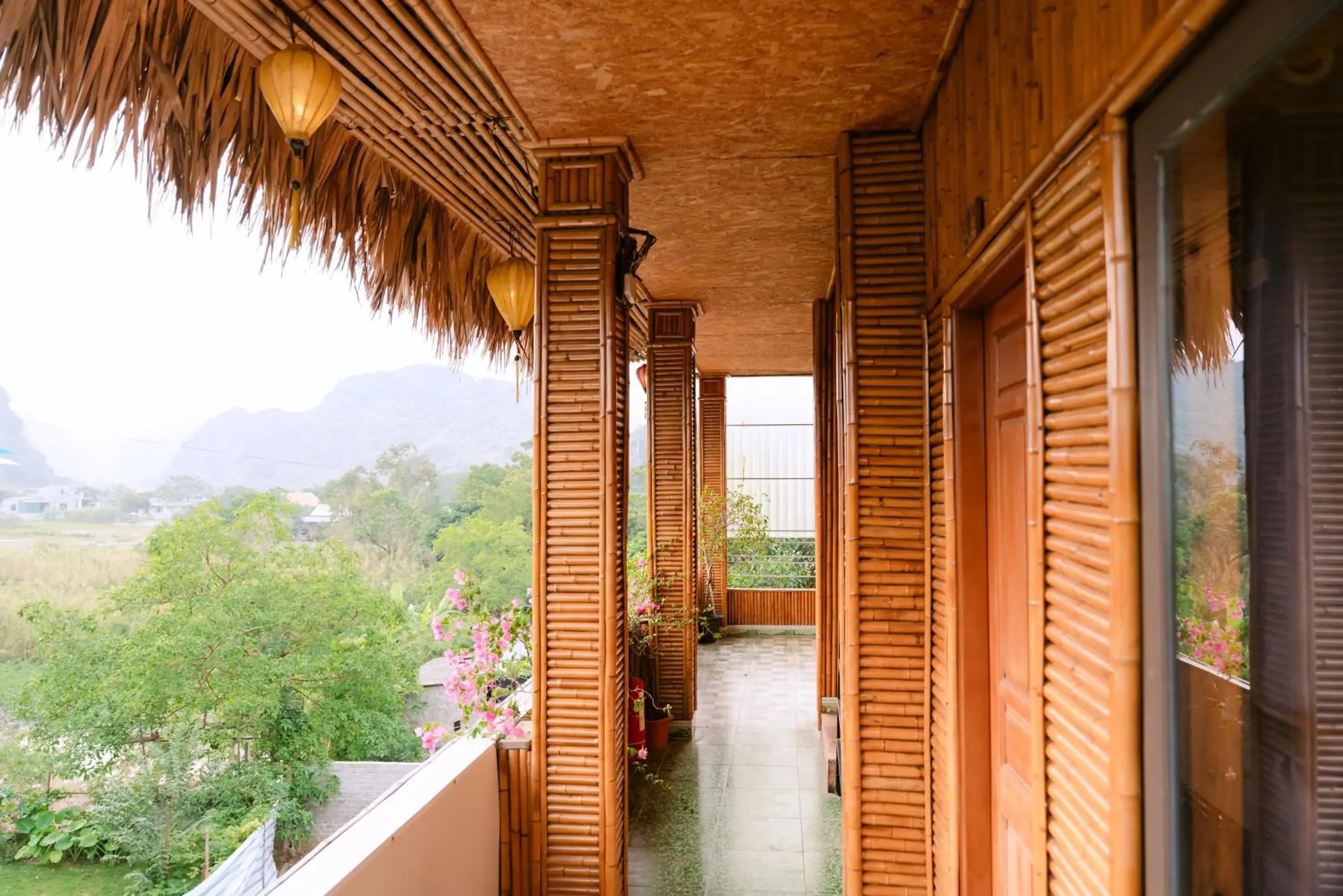 Deluxe Triple Room in Hang Mua Bamboo Homestay Ninh Binh Deluxe Triple Room in Hang Mua Bamboo Homestay Ninh Binh