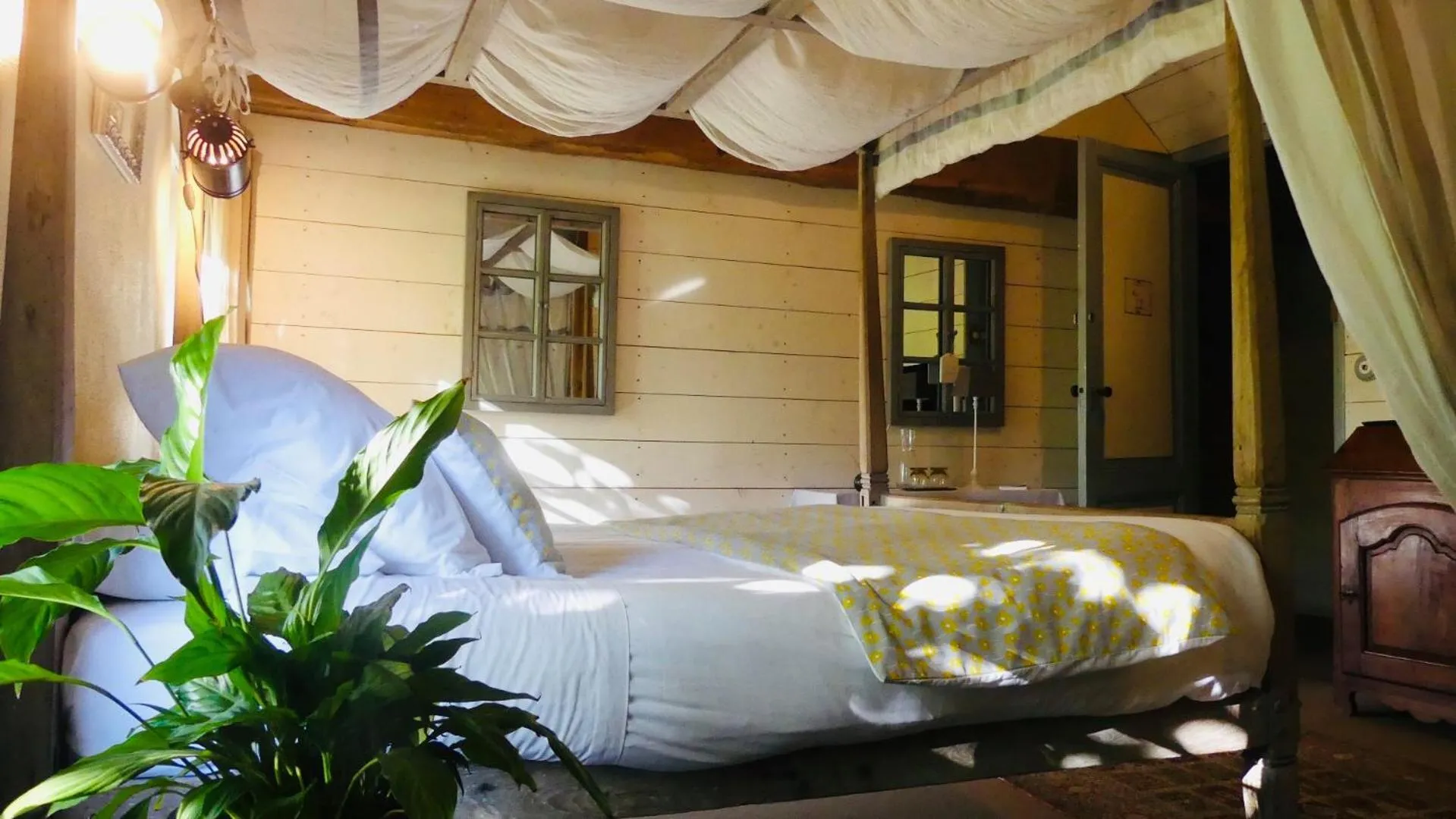 Bedroom, Bed in Domaine de l’Escuderia