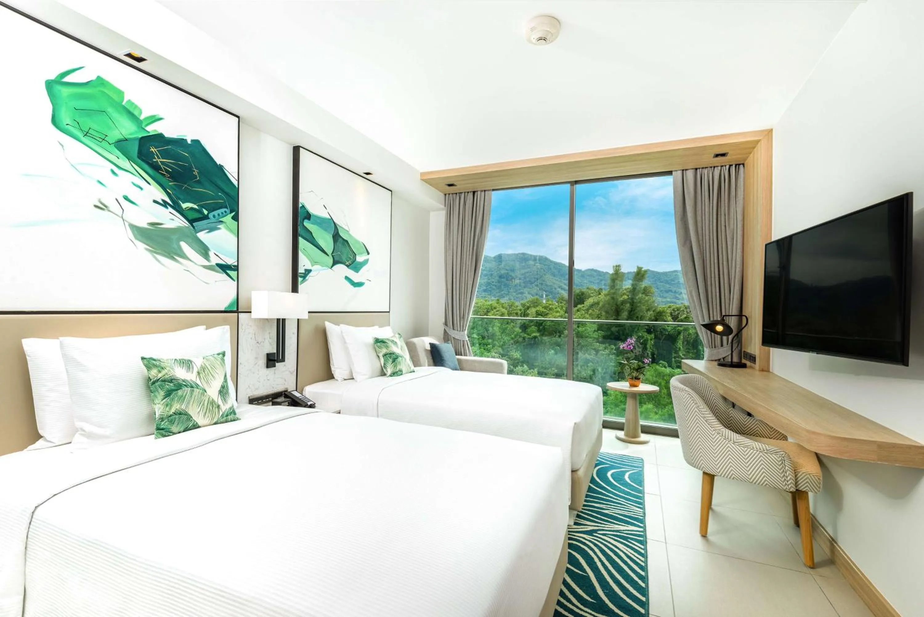 Deluxe Room with One Twin Bed - Mountain View in Hilton Garden Inn Phuket Bang Tao