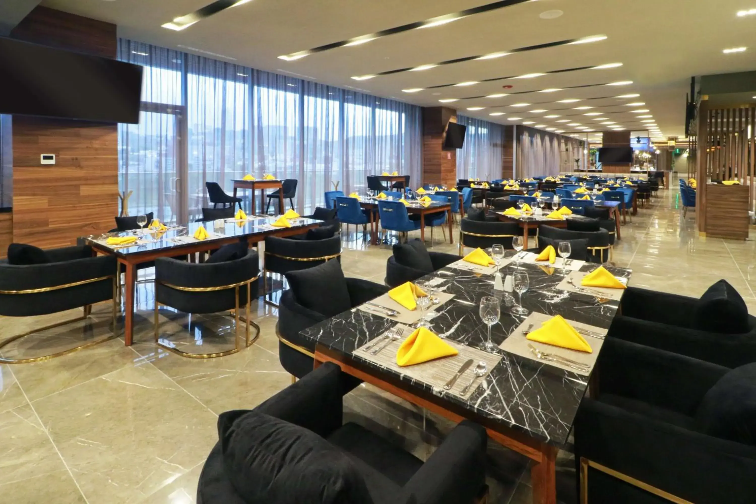 Restaurant/places to eat in Hilton Garden Inn Monterrey Obispado Restaurant/places to eat in Hilton Garden Inn Monterrey Obispado