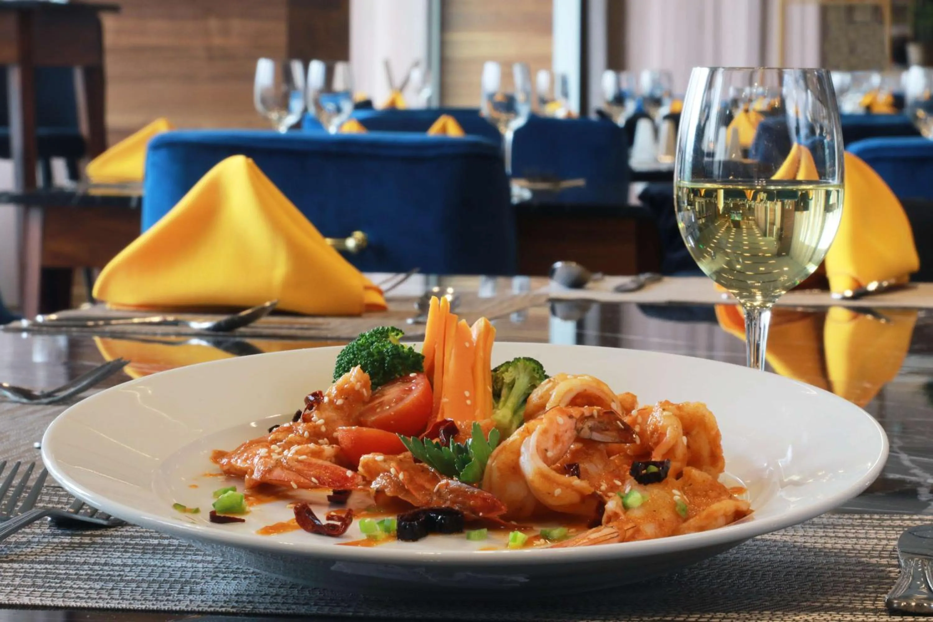 Restaurant/places to eat in Hilton Garden Inn Monterrey Obispado