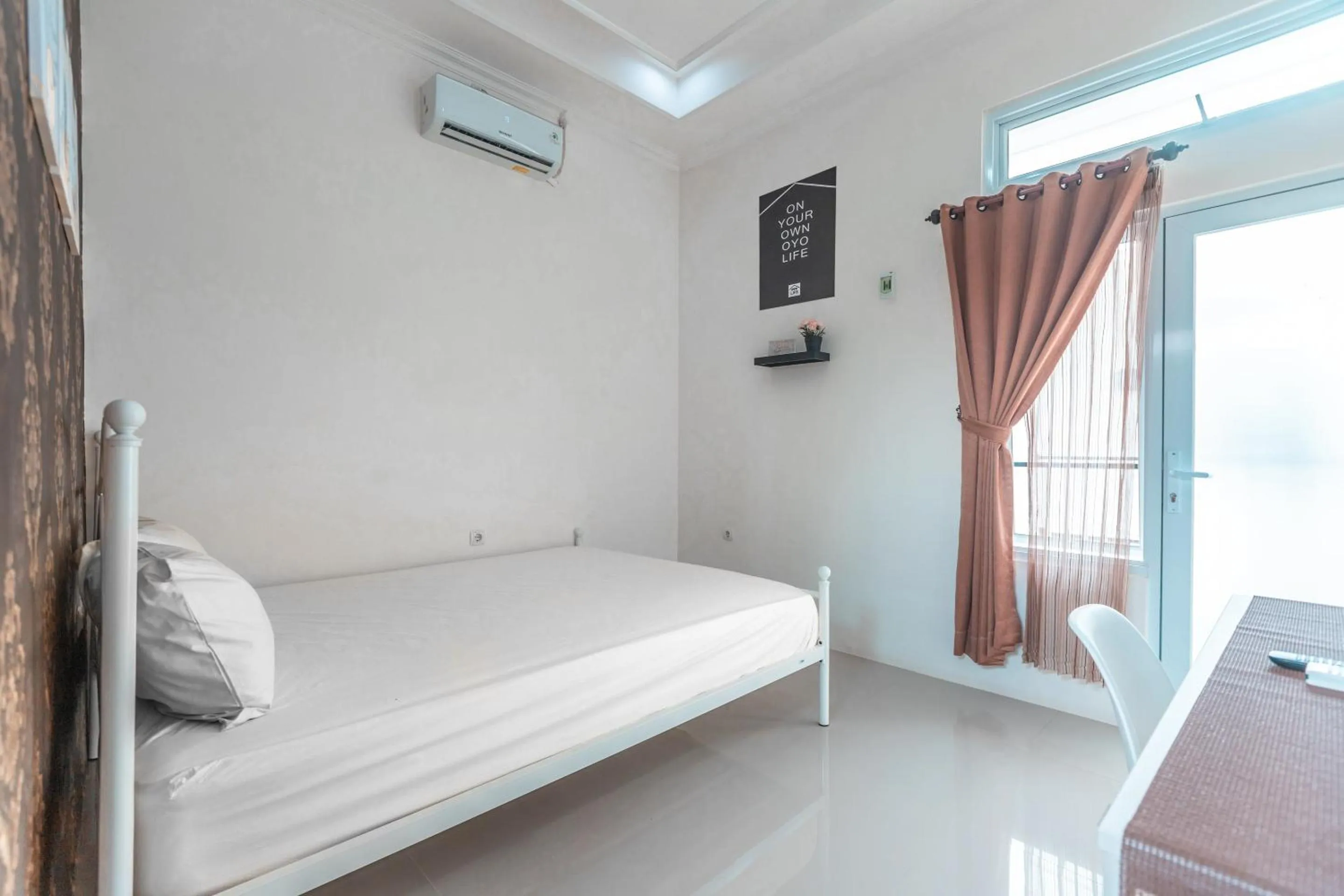 Bedroom, Bed in OYO Life 2658 Kost Rasyamada