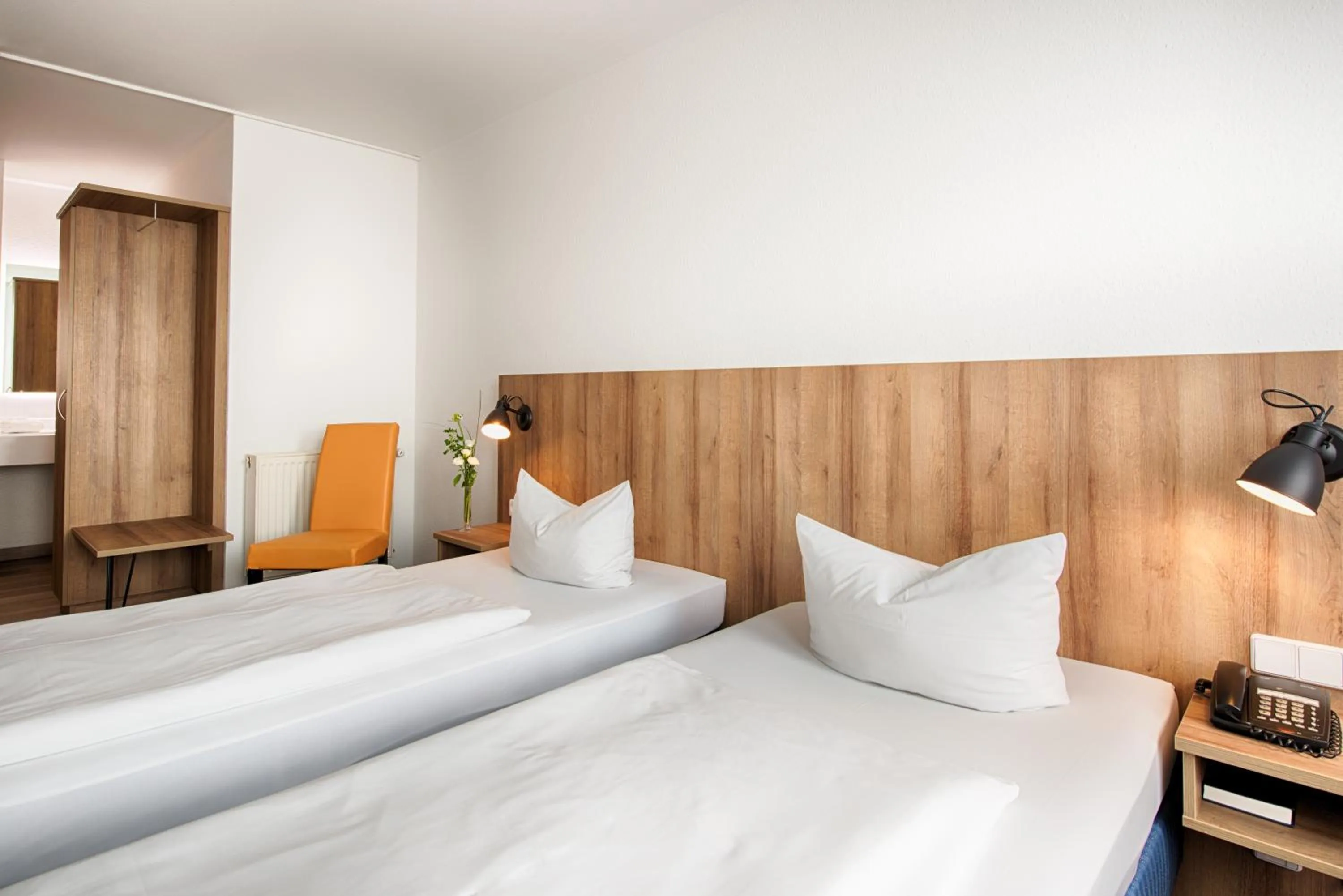 Photo of the whole room, Bed in ACHAT Hotel Dresden Altstadt