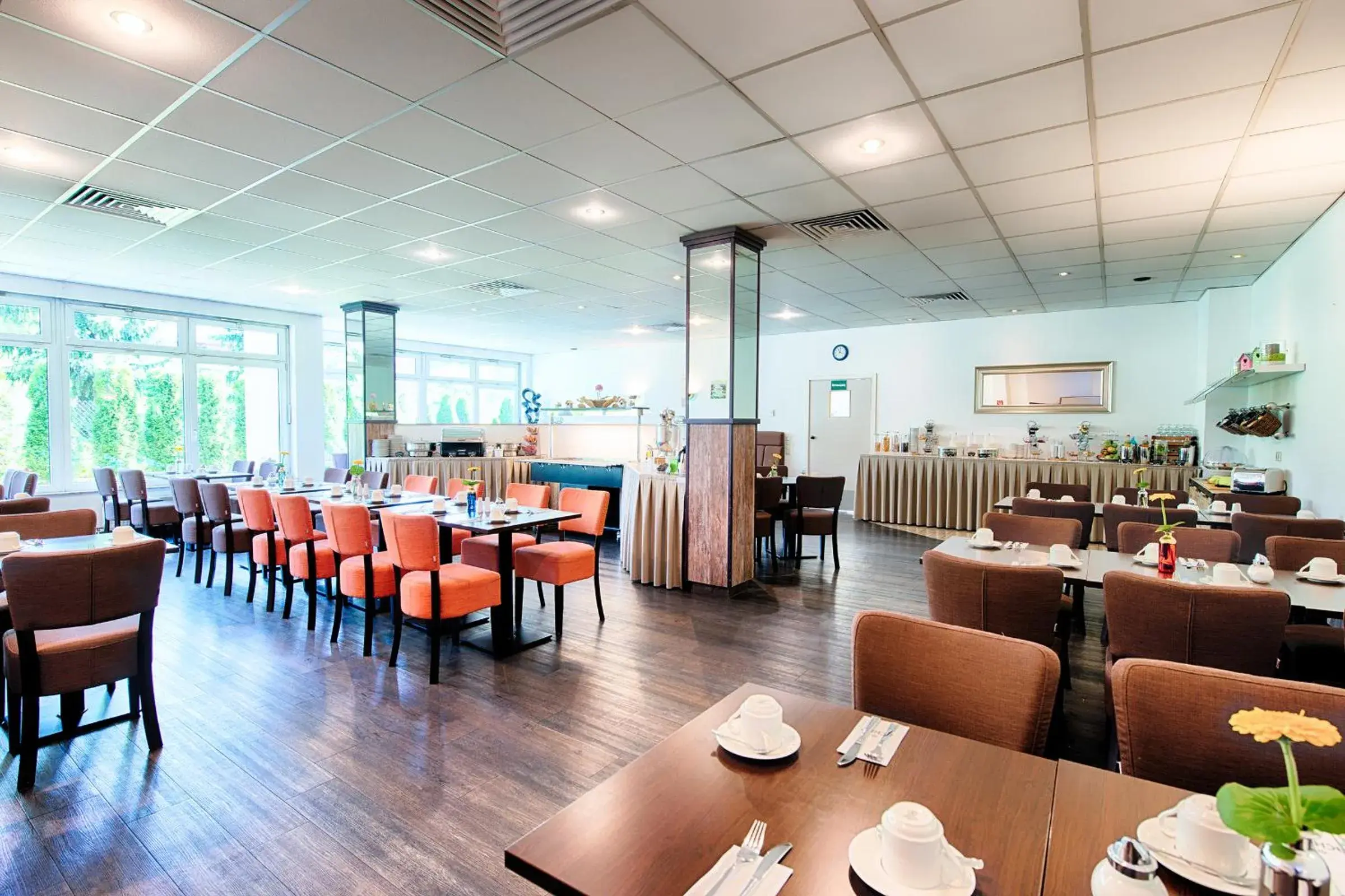 Restaurant/places to eat in ACHAT Hotel Stuttgart Zuffenhausen Restaurant/places to eat in ACHAT Hotel Stuttgart Zuffenhausen