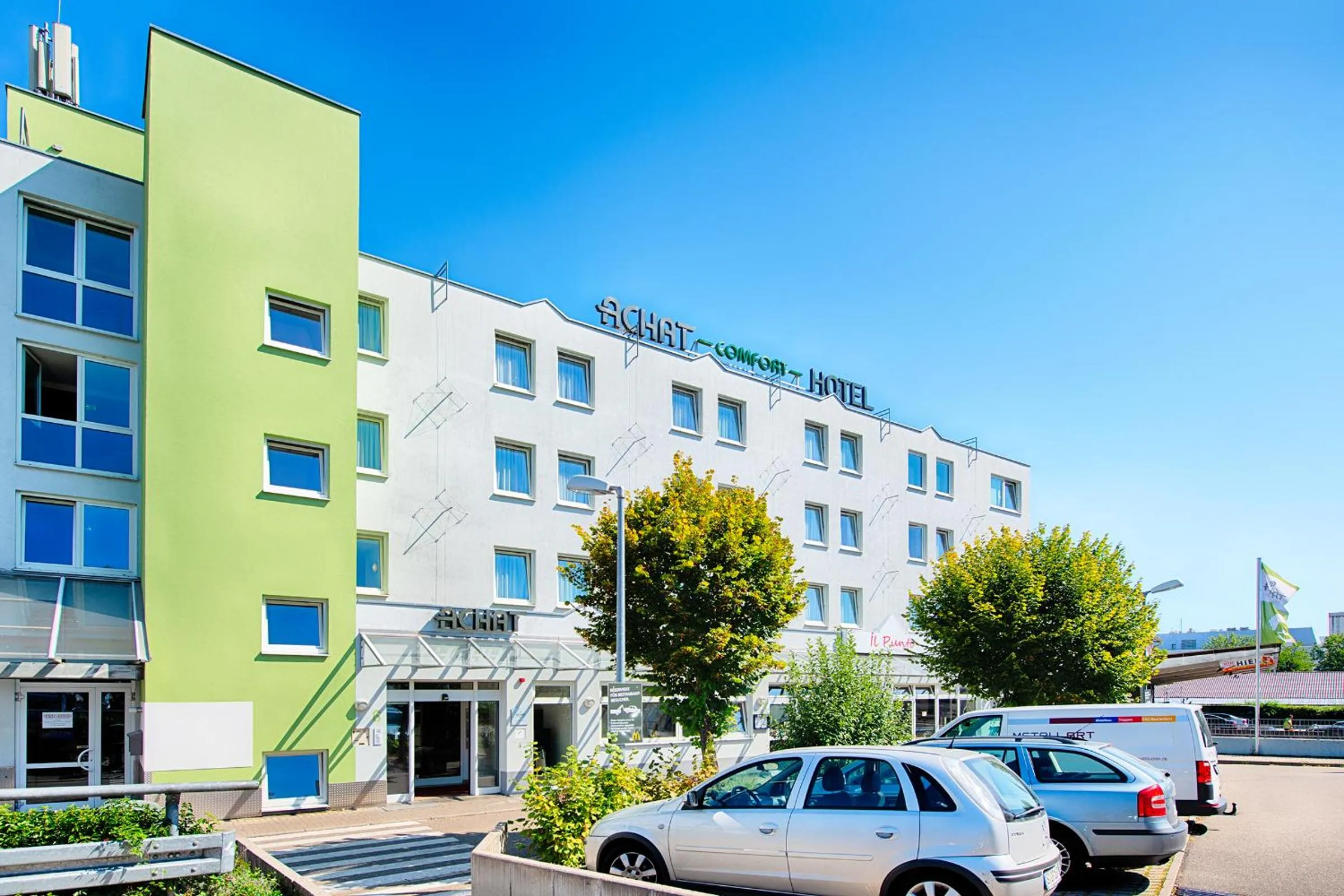 Property building in ACHAT Hotel Stuttgart Zuffenhausen