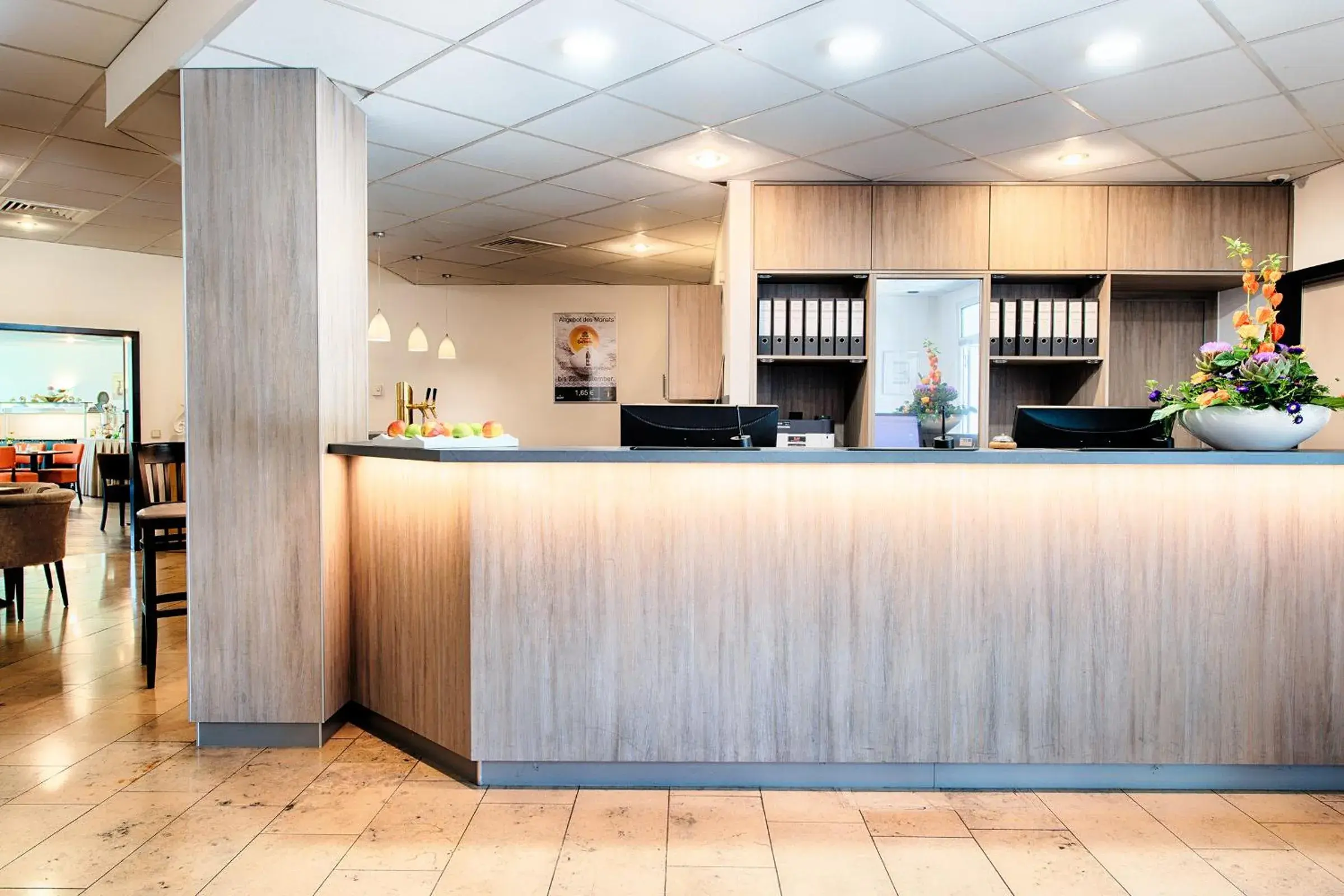 Lobby or reception in ACHAT Hotel Stuttgart Zuffenhausen Lobby or reception in ACHAT Hotel Stuttgart Zuffenhausen