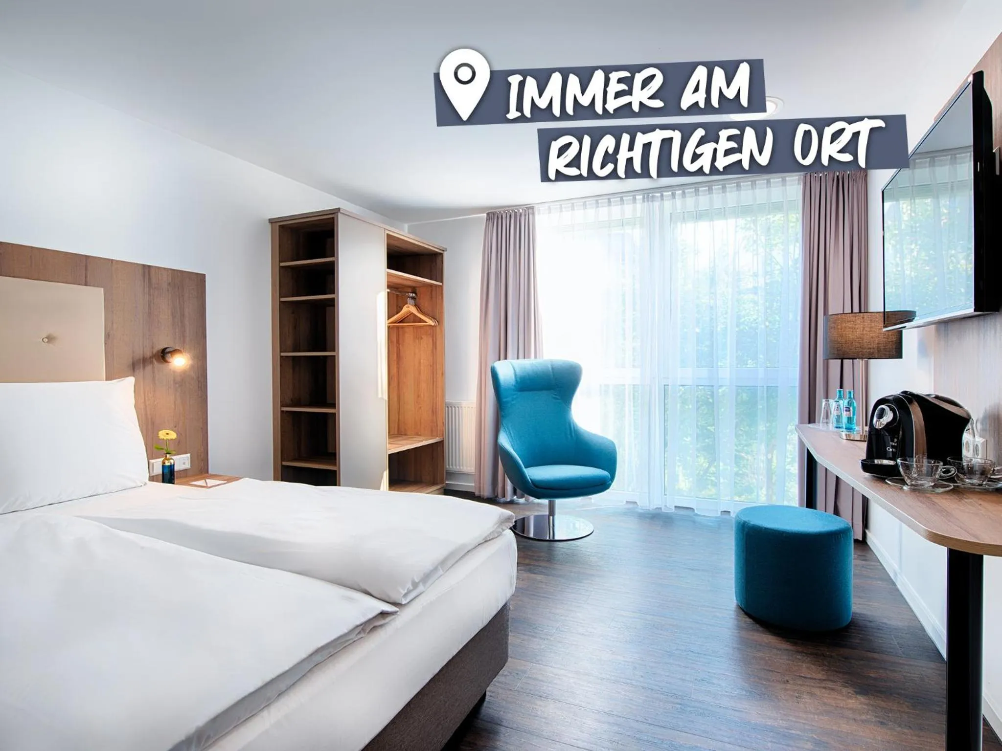 Photo of the whole room, Bed in ACHAT Hotel Stuttgart Zuffenhausen