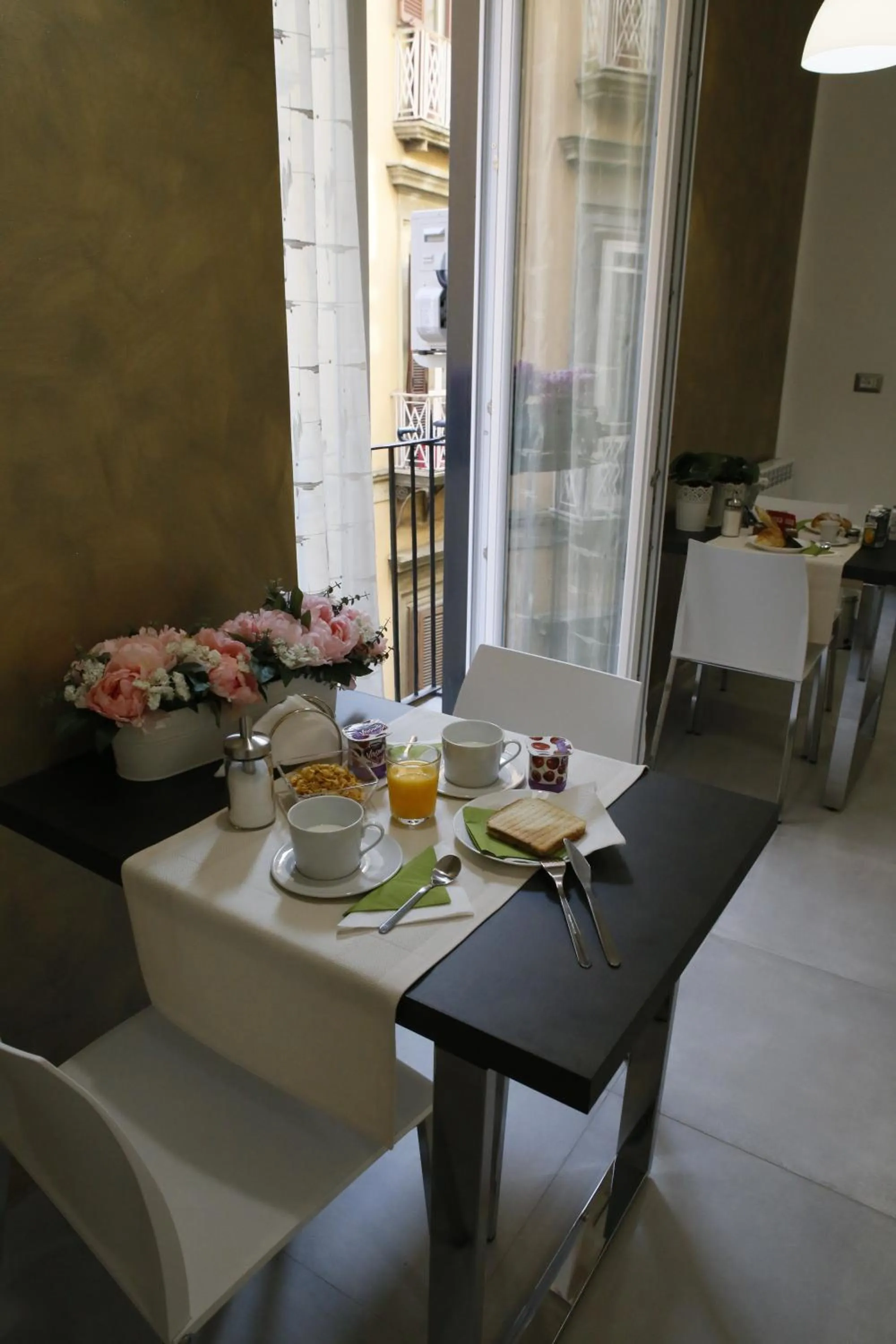 Breakfast in Capitelli