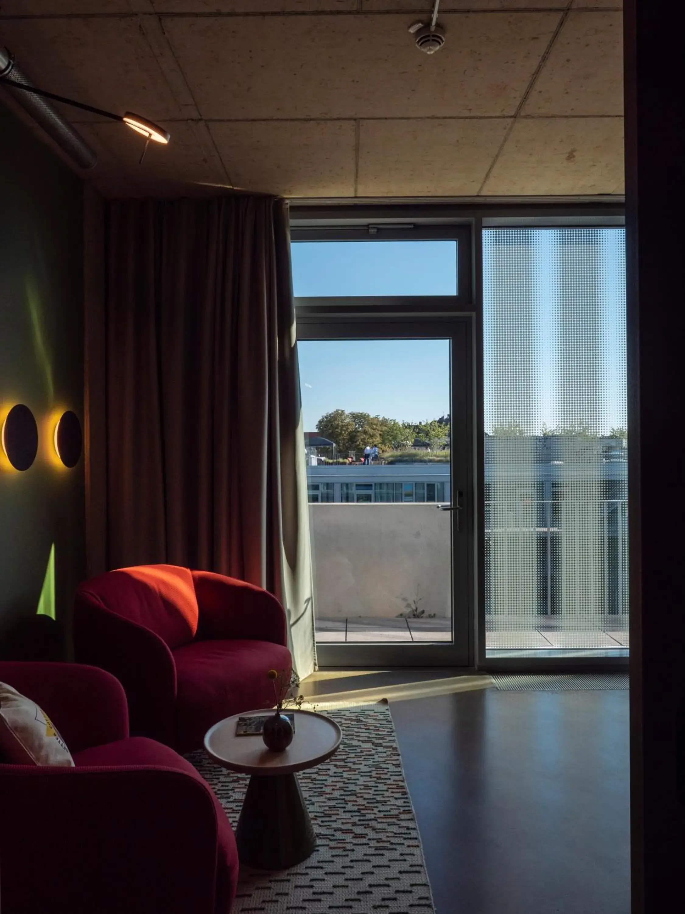 Photo of the whole room in TheClouth Photo of the whole room in TheClouth