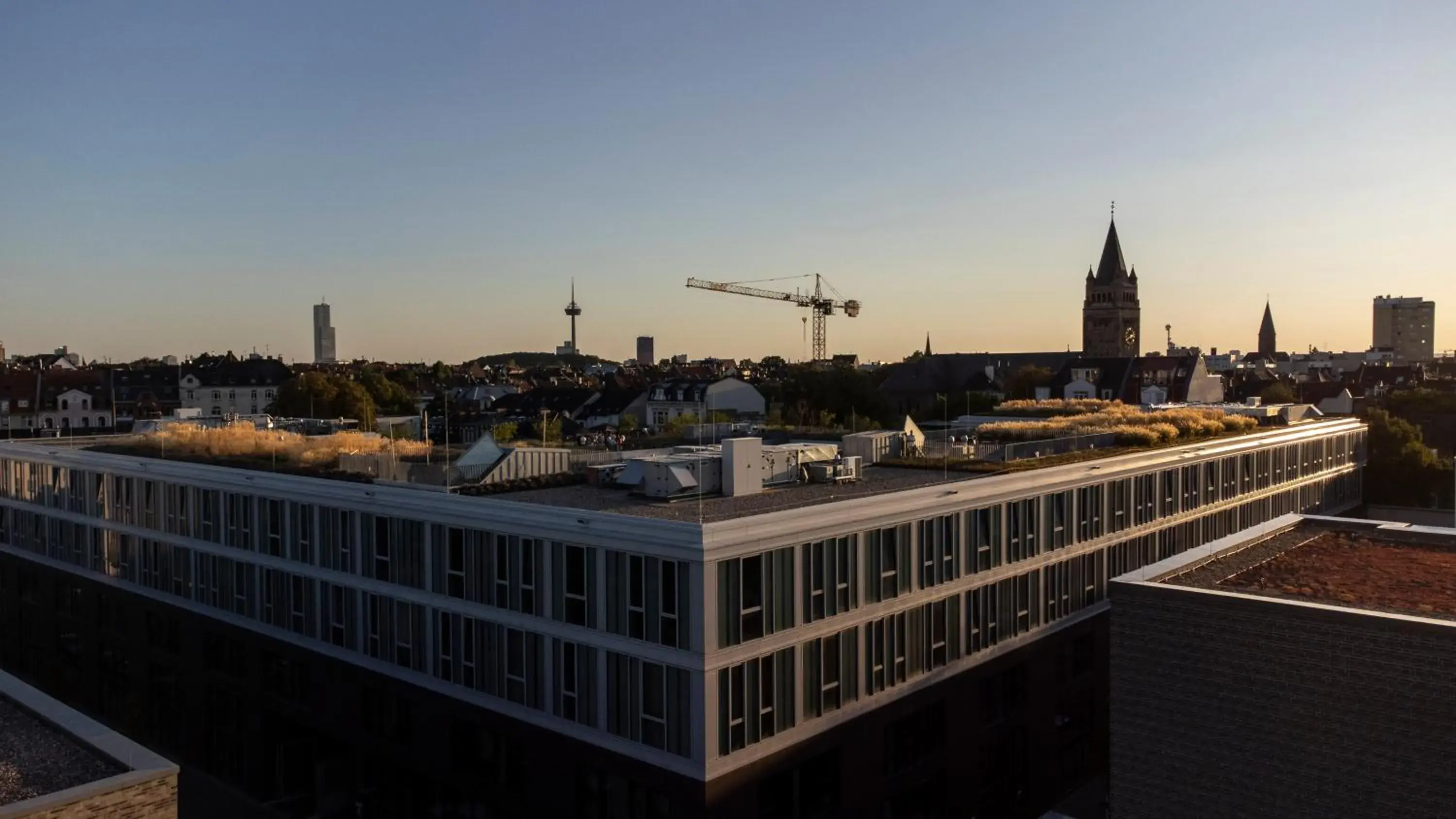 Property building in TheClouth Property building in TheClouth