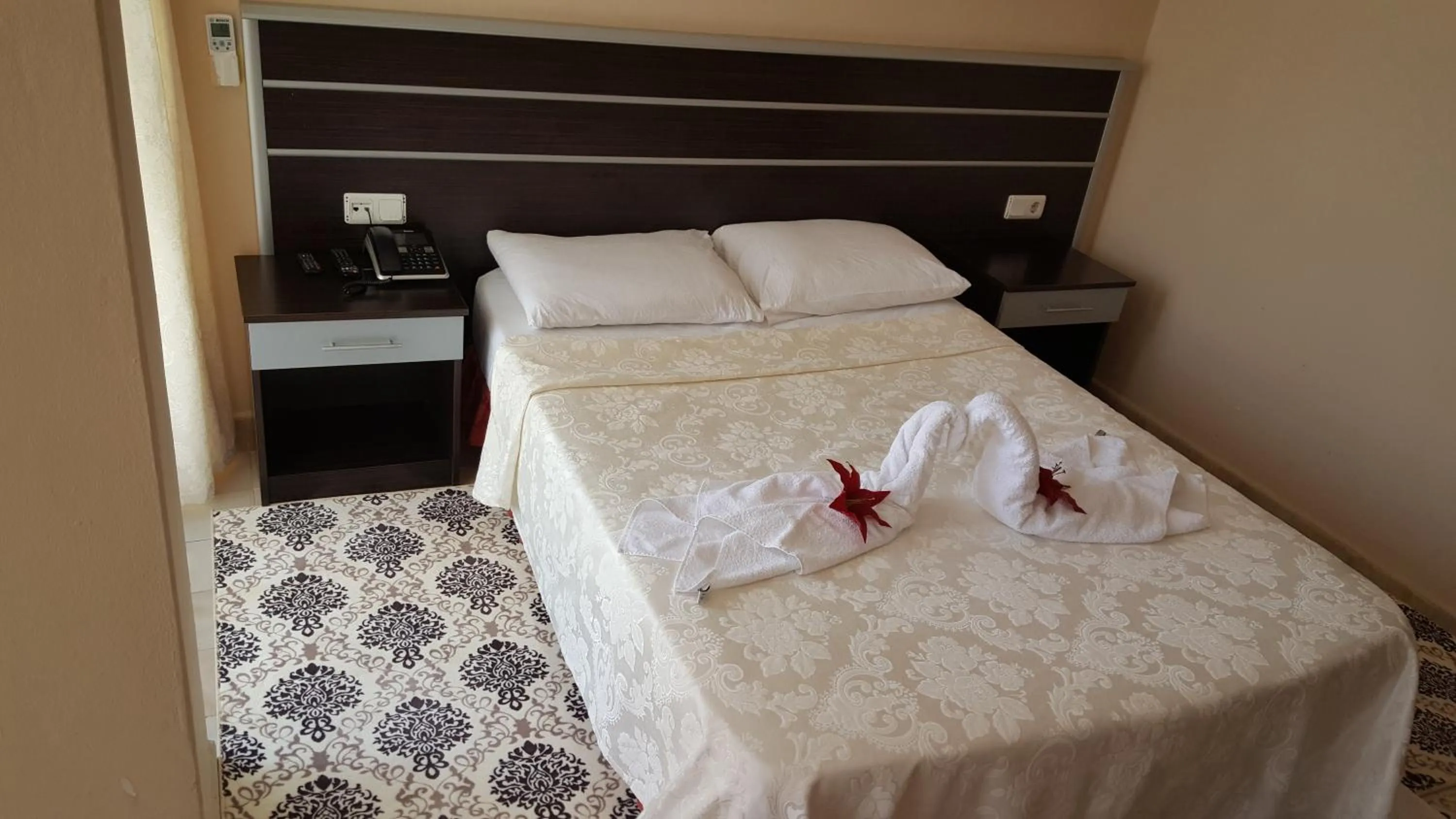 Bed in Kartal Hotel