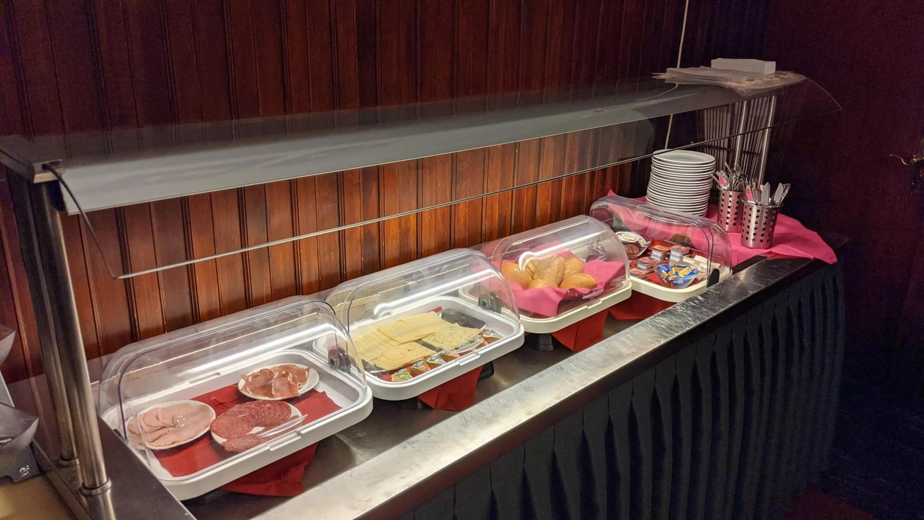 Food and drinks in Hotel Montan