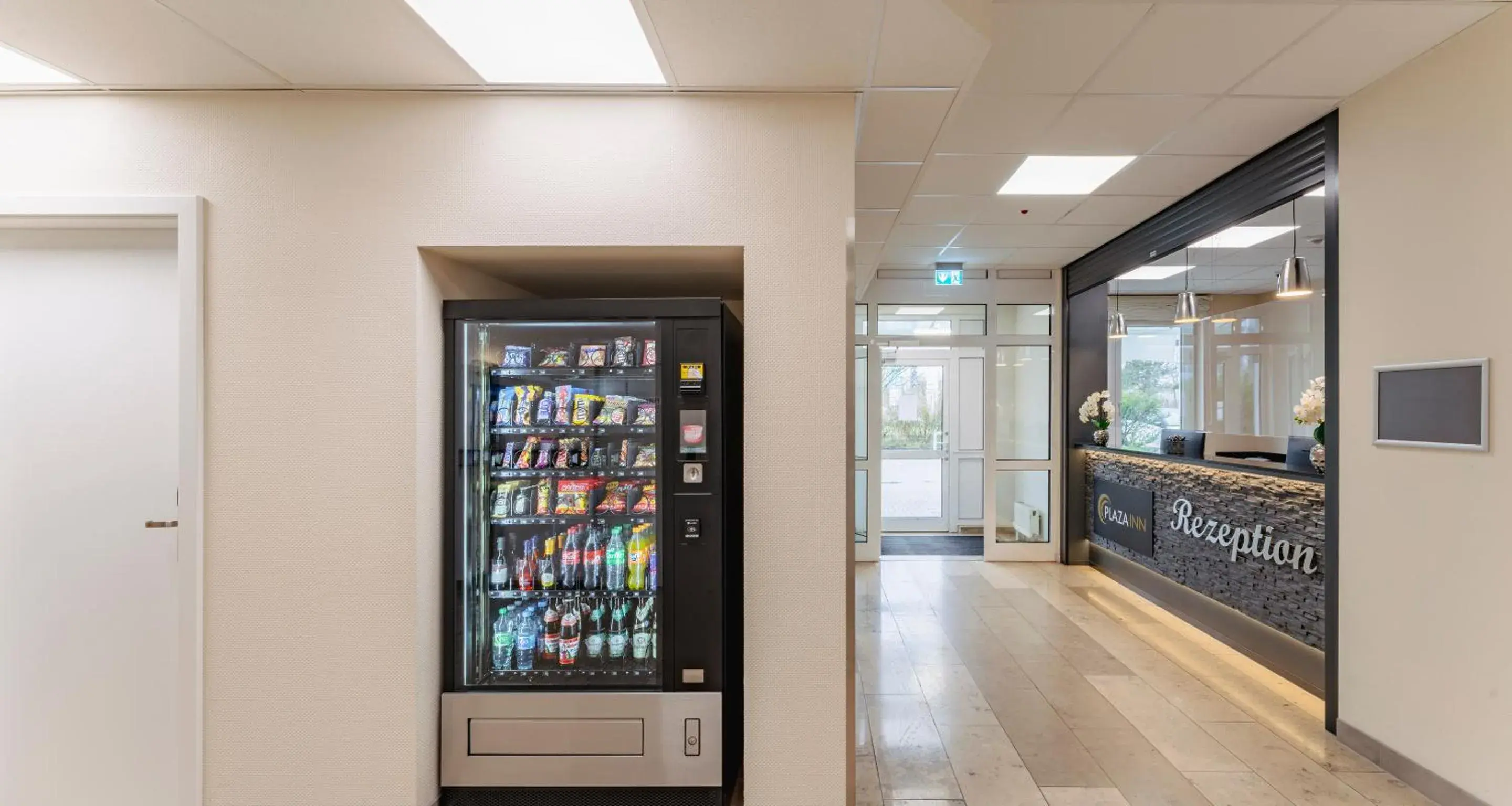 Lobby or reception in PLAZA INN Karlsruhe Nord Lobby or reception in PLAZA INN Karlsruhe Nord