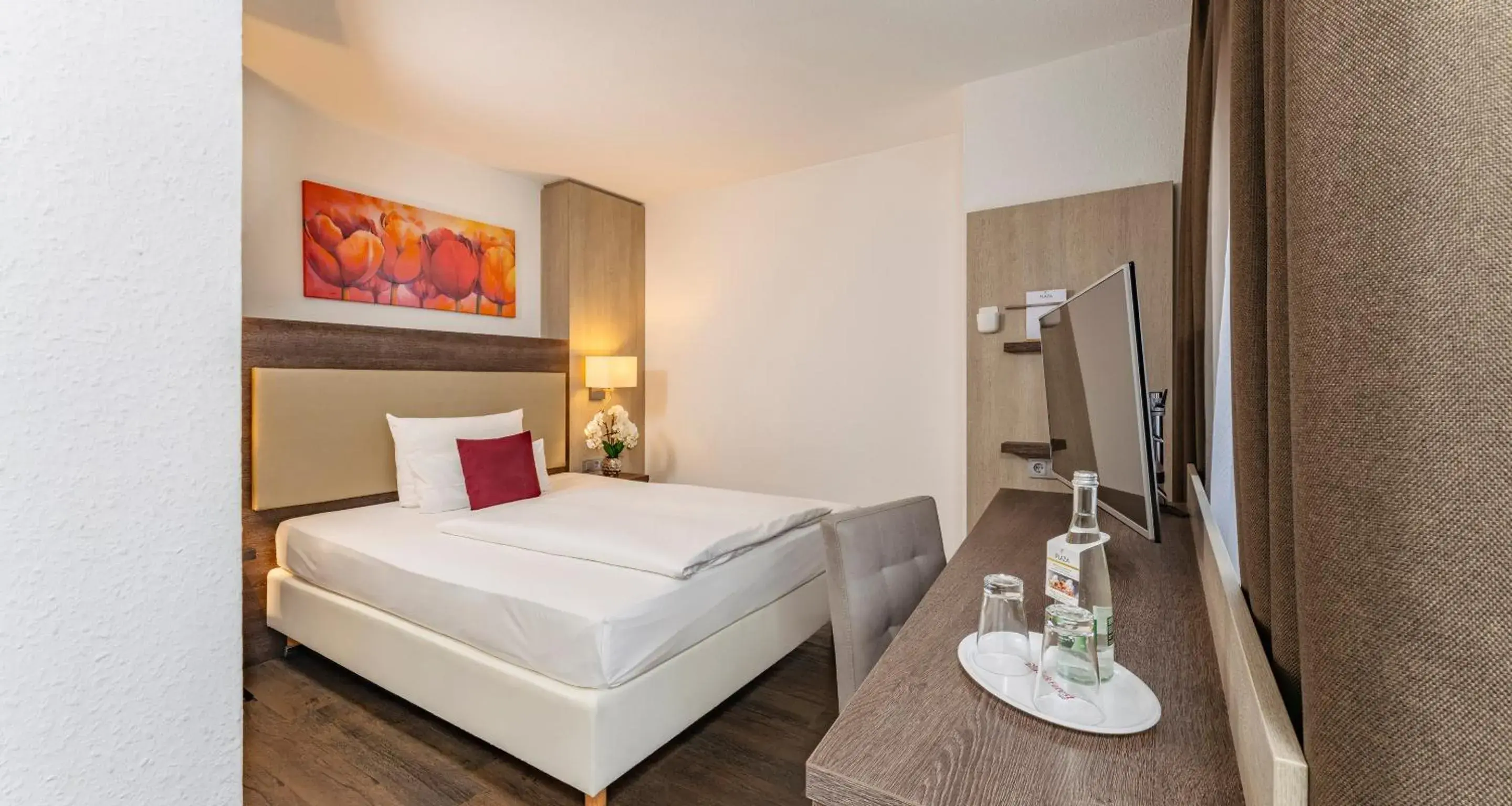 Bedroom, Bed in PLAZA INN Karlsruhe Nord Bedroom, Bed in PLAZA INN Karlsruhe Nord