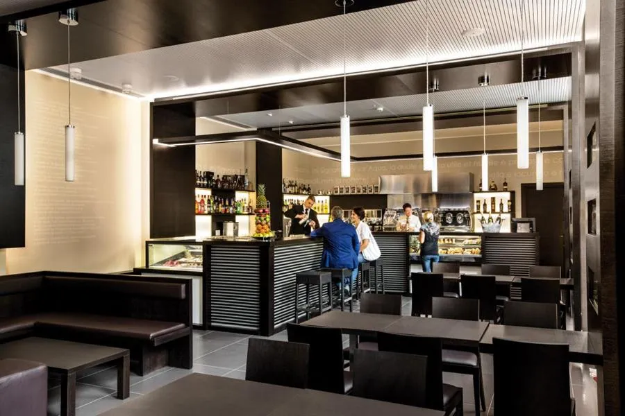 Restaurant/places to eat in Hotel Il Cantico St. Peter