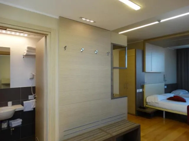 Bedroom, Bed in Hotel Il Cantico St. Peter