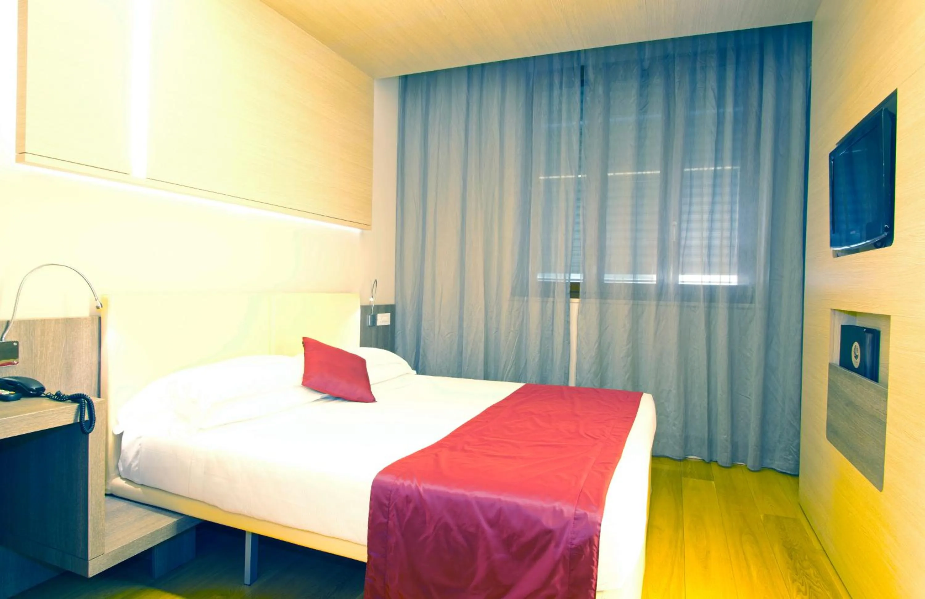 Bed in Hotel Il Cantico St. Peter