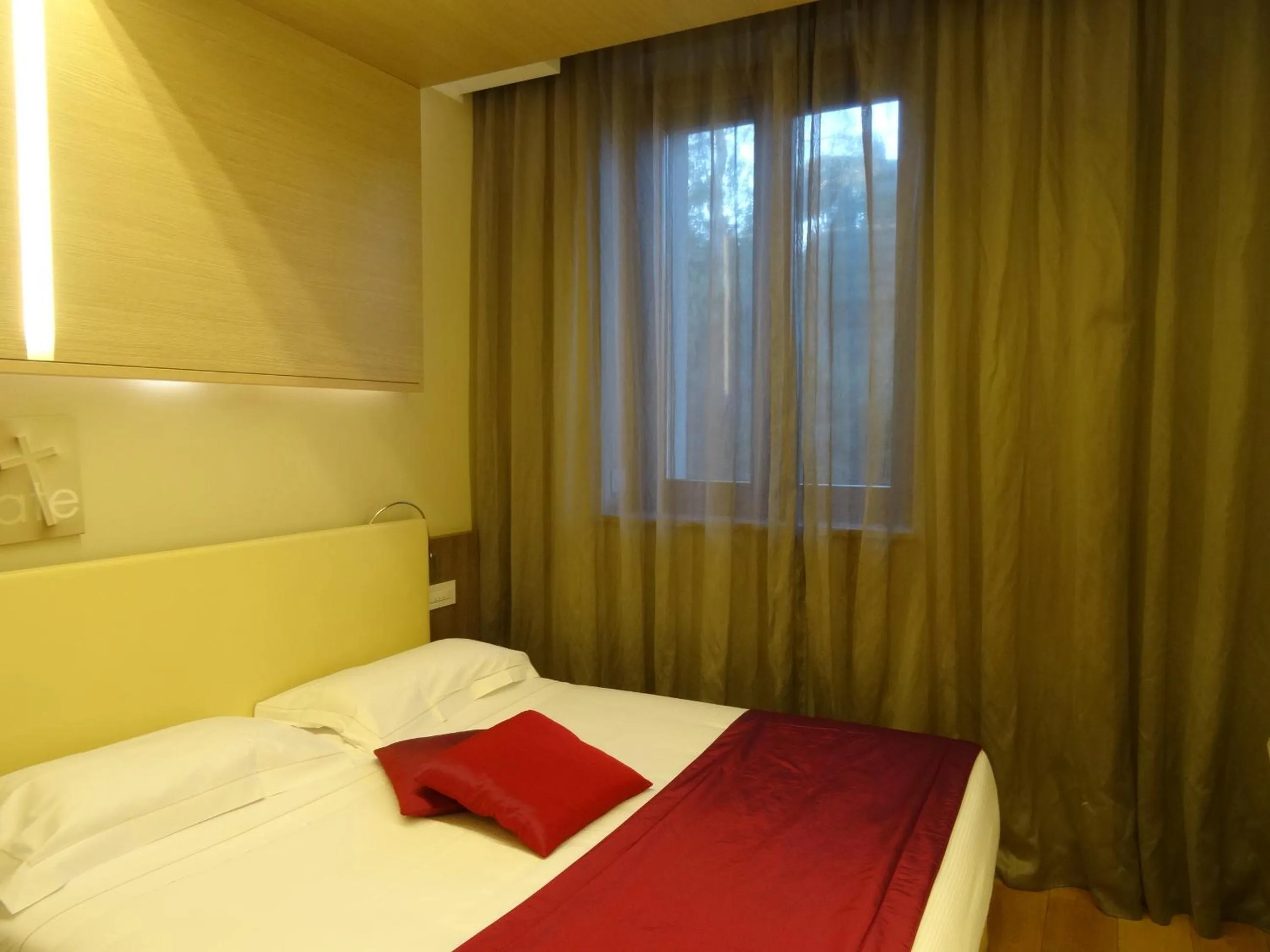 Bed in Hotel Il Cantico St. Peter