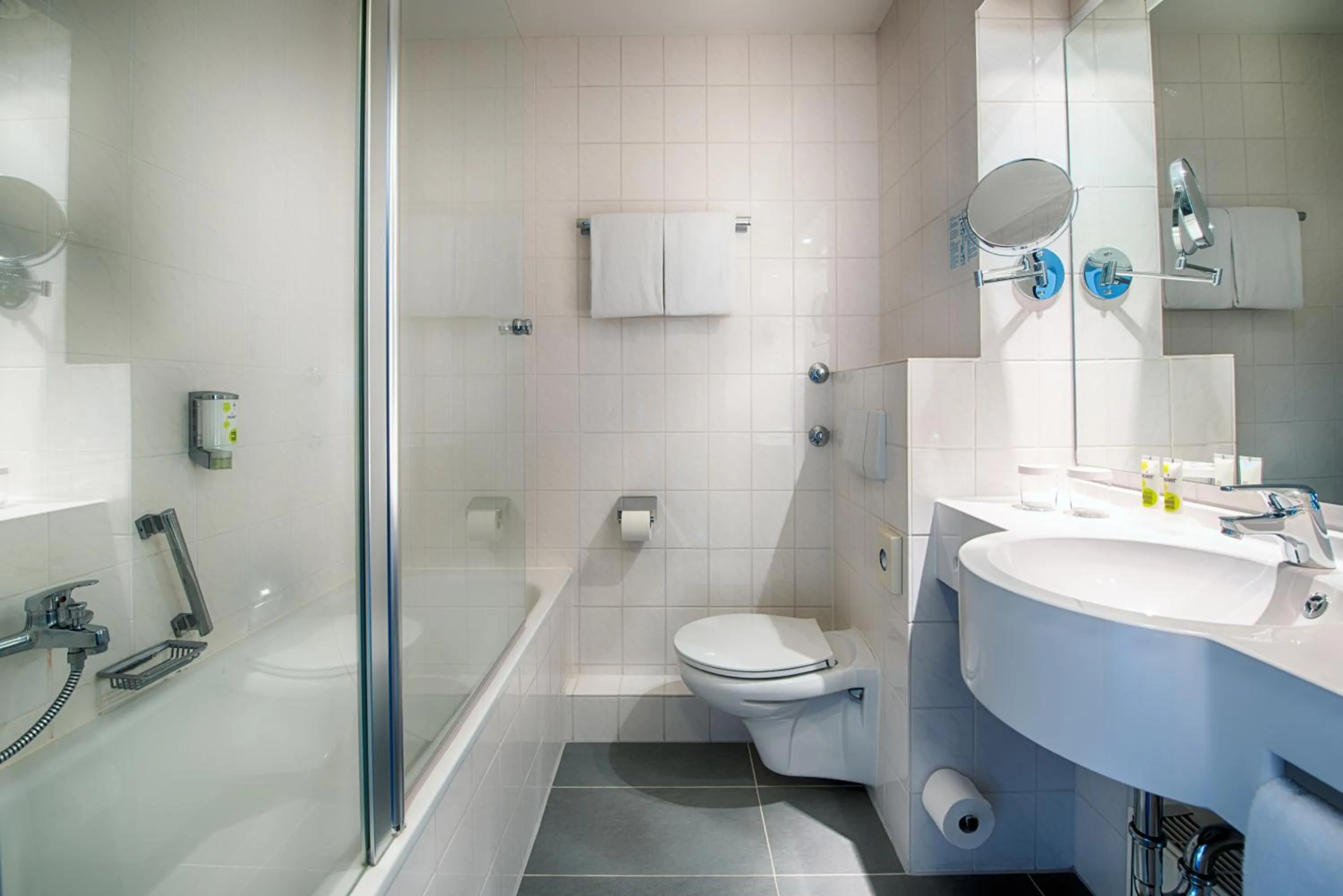 Bedroom in ACHAT Hotel Zwickau