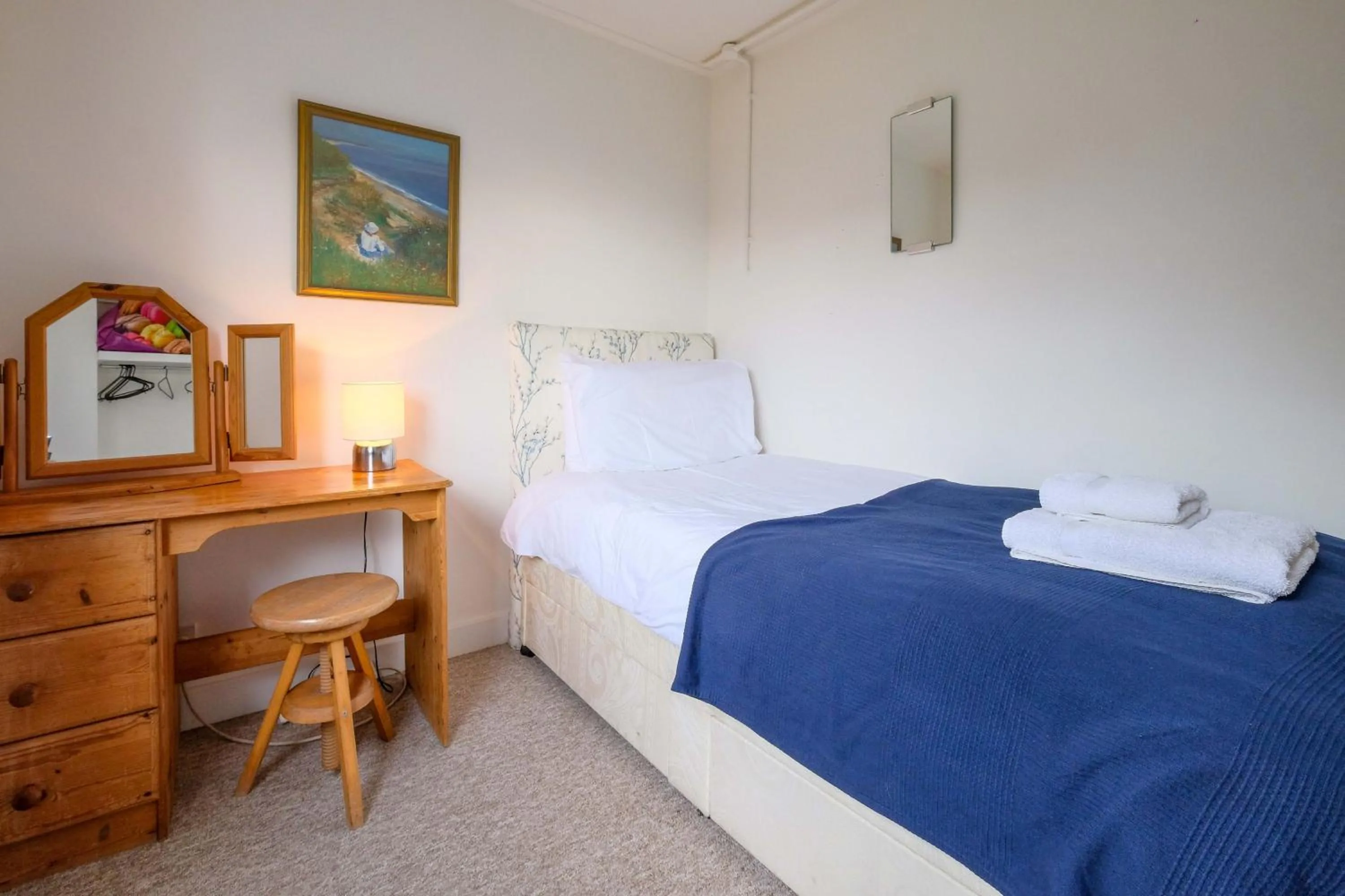 Property building, Bed in Beaver Cottage