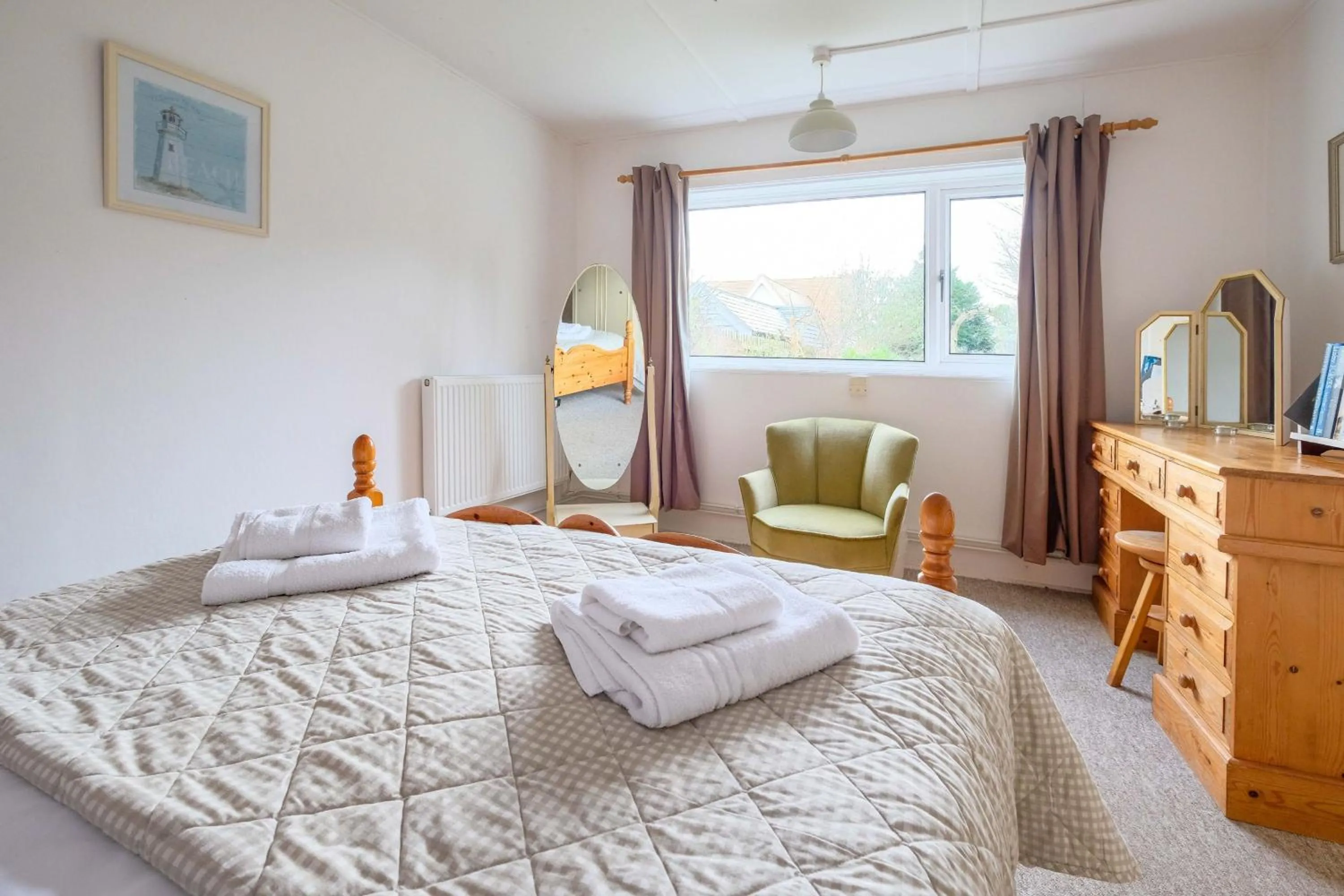 Property building, Bed in Beaver Cottage