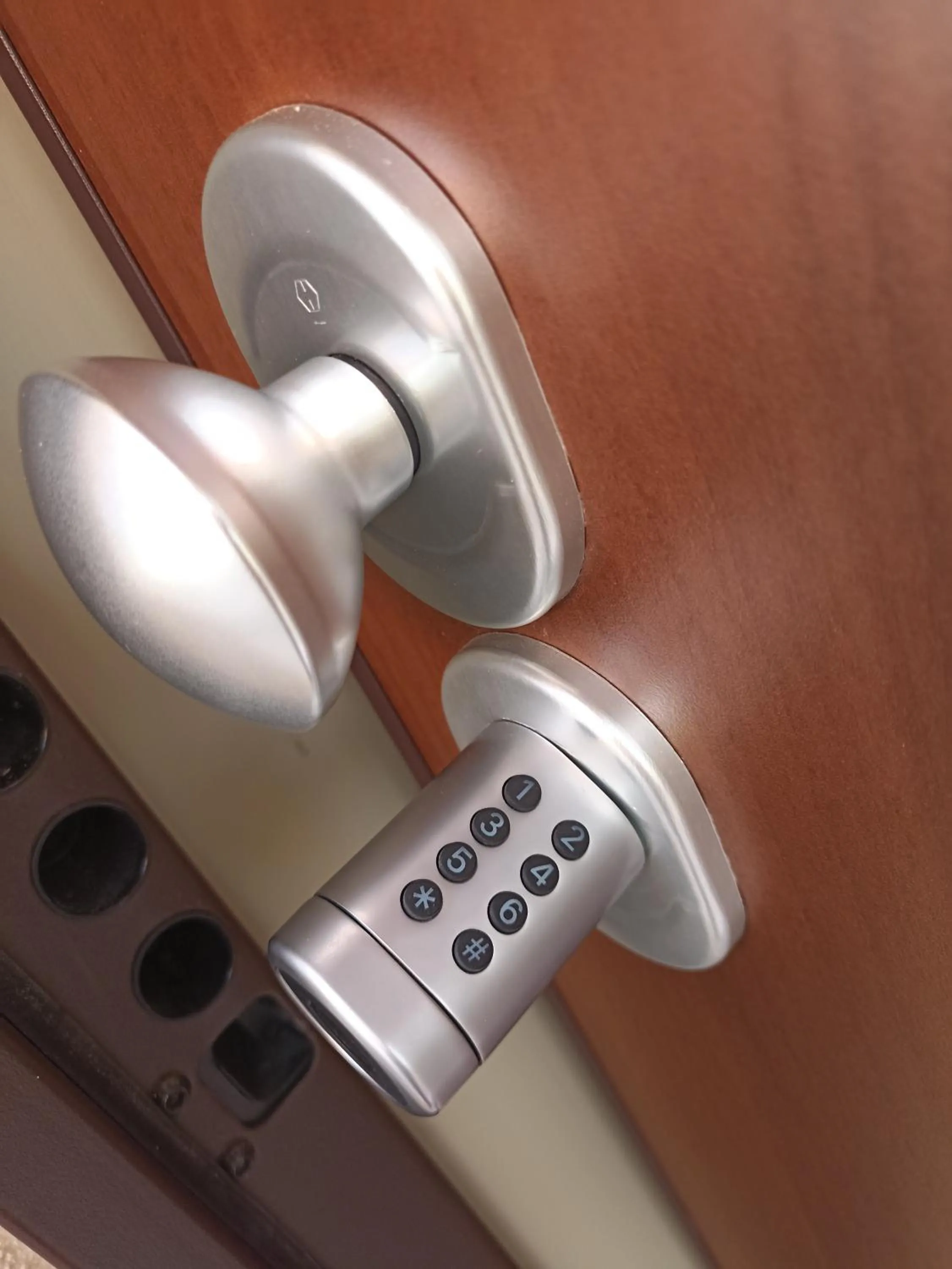 Facade/entrance, Fitness Center/Facilities in open