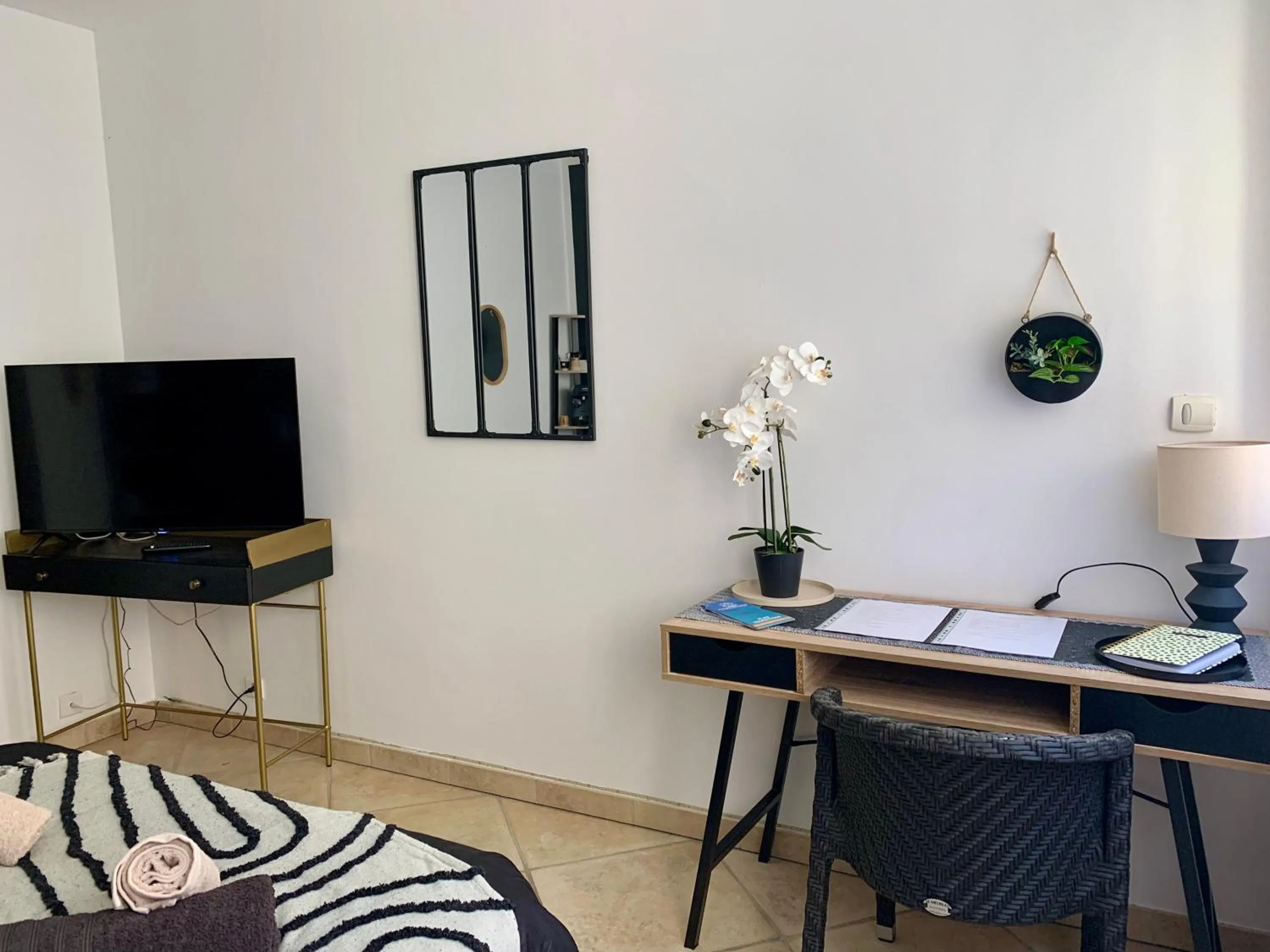 Bedroom in Villa fiora chambre