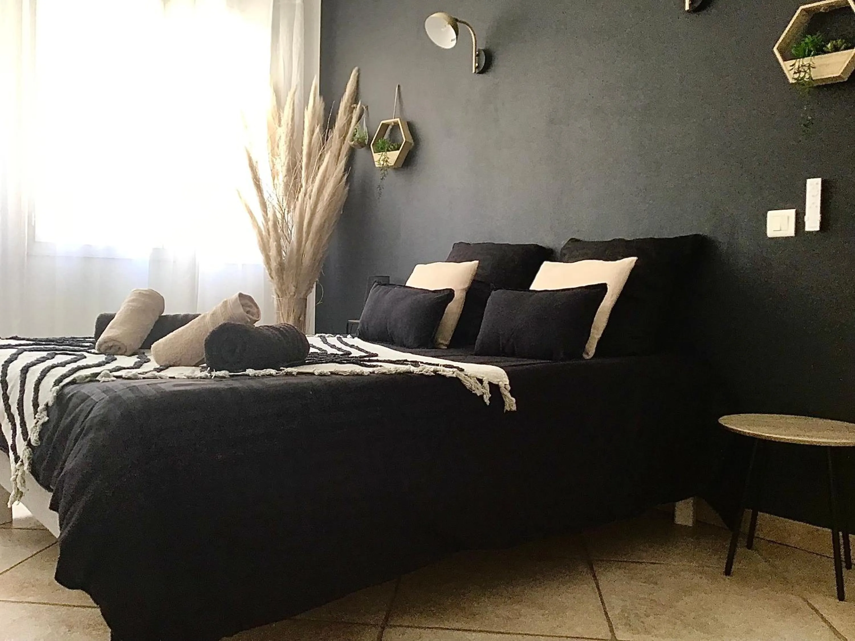 Bedroom, Bed in Villa fiora chambre