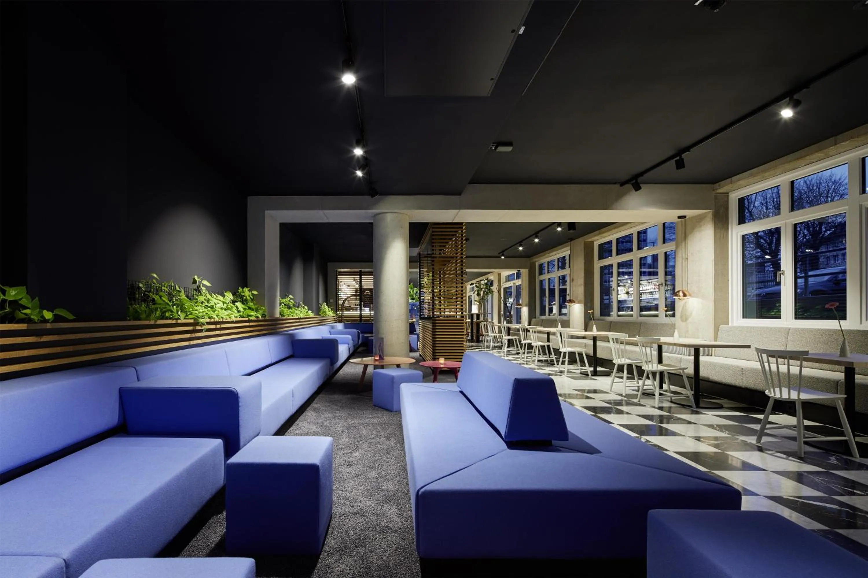 Restaurant/places to eat in Flowers Hotel Essen