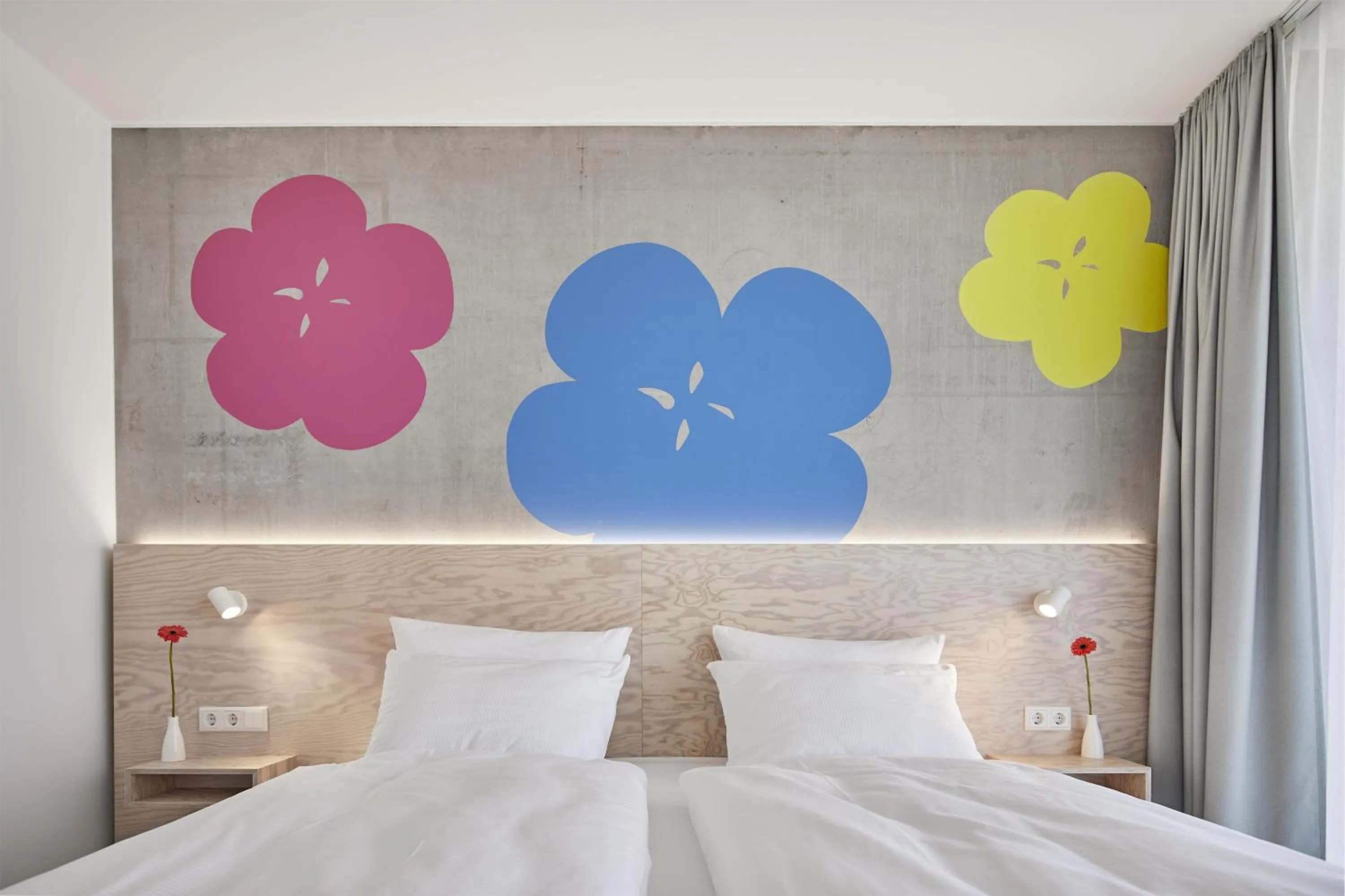 Bedroom, Bed in Flowers Hotel Essen