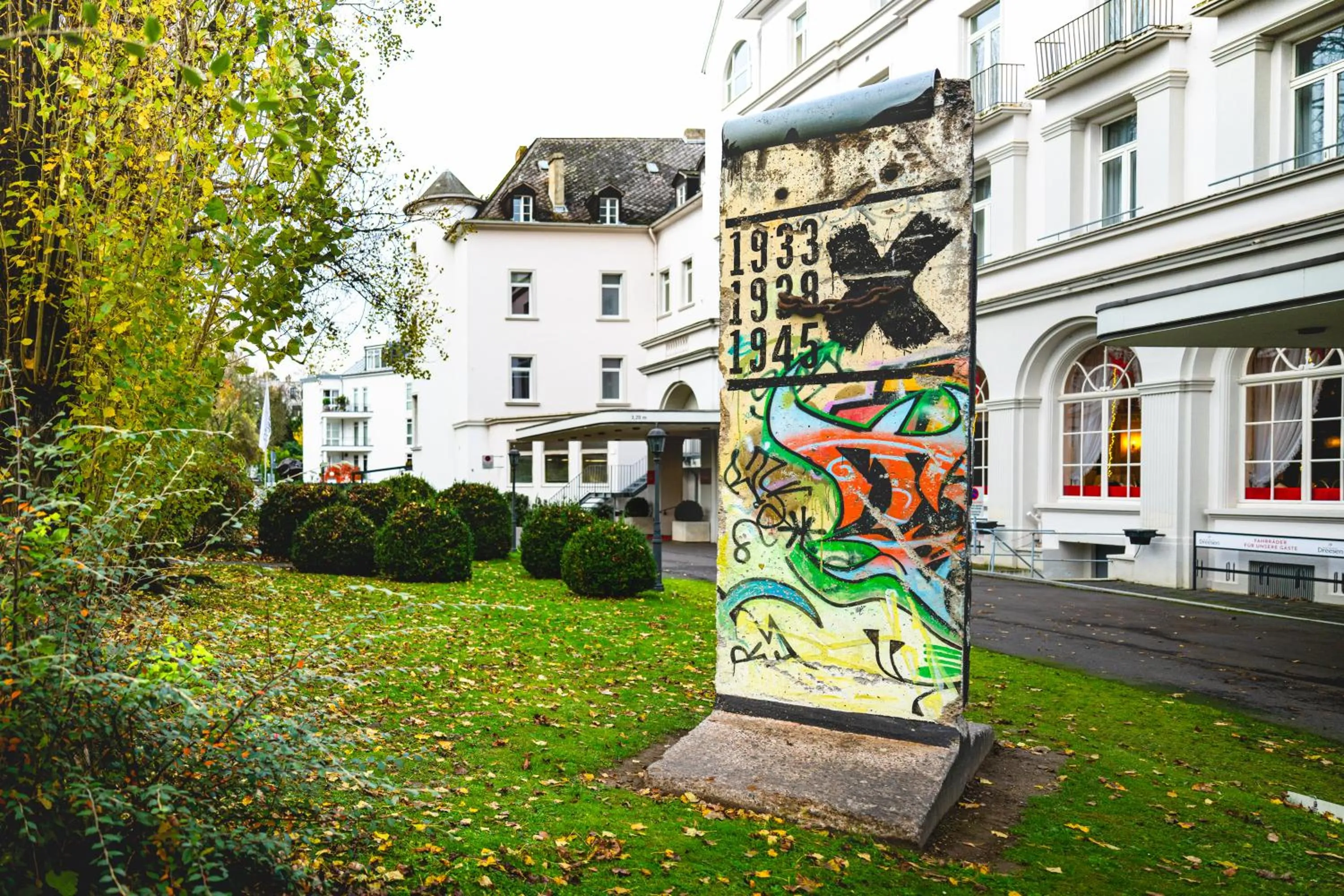 Property building in Rheinhotel Dreesen