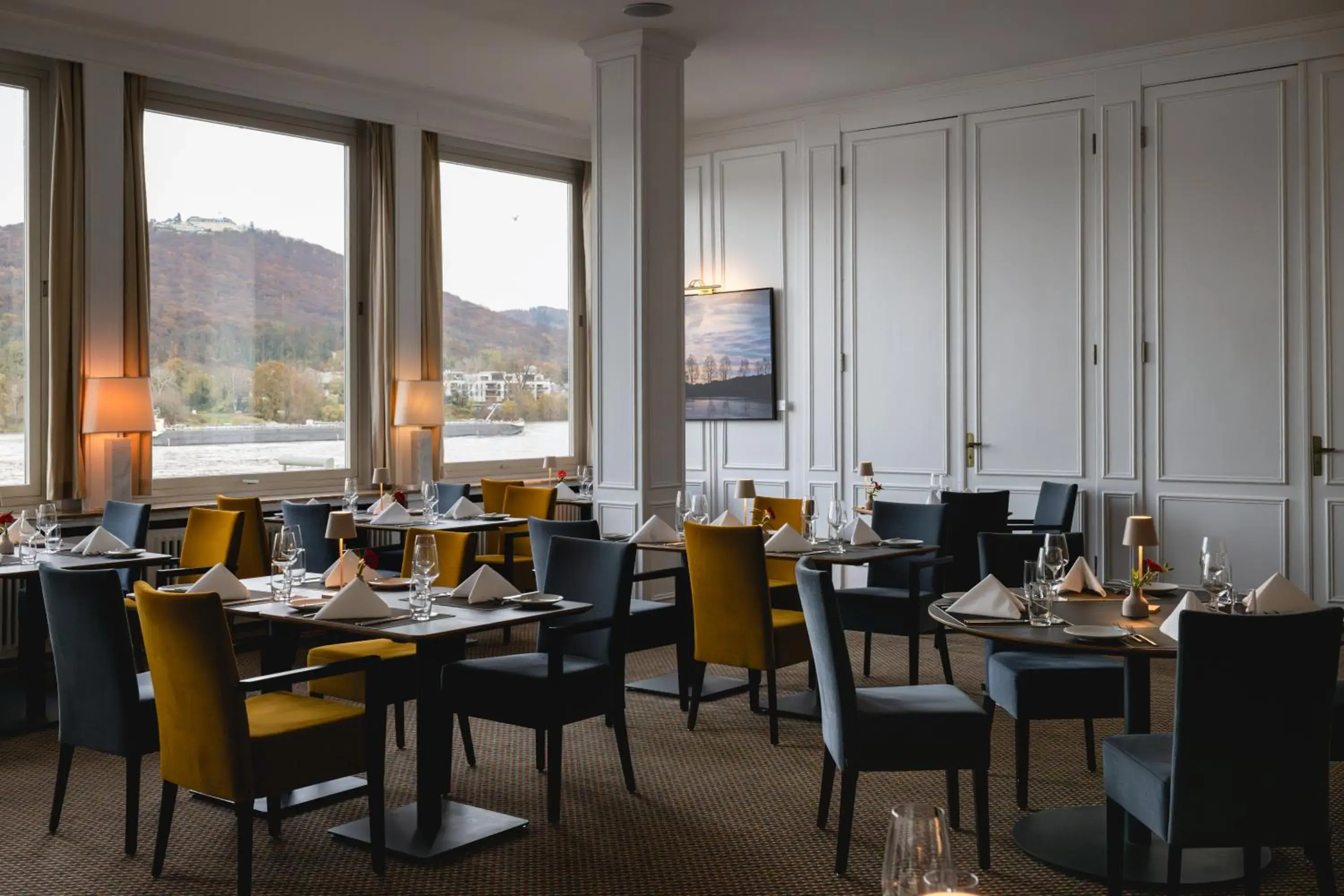 Restaurant/places to eat in Rheinhotel Dreesen Restaurant/places to eat in Rheinhotel Dreesen